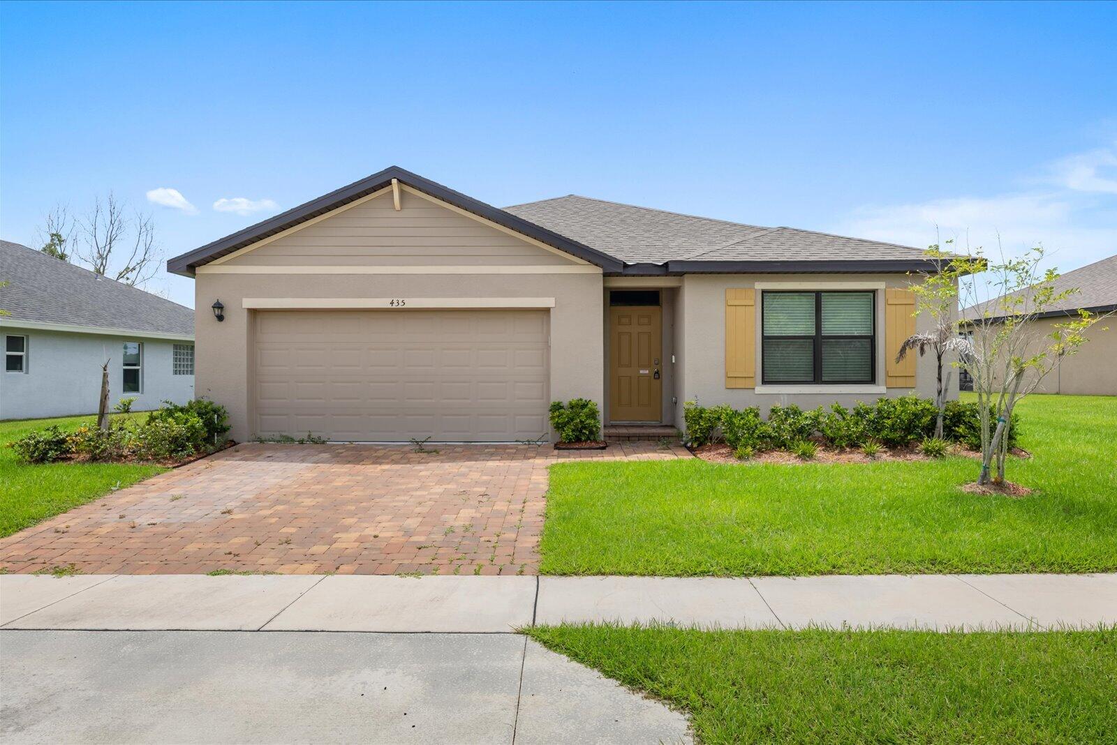 435 Seafoam Circle — photo
