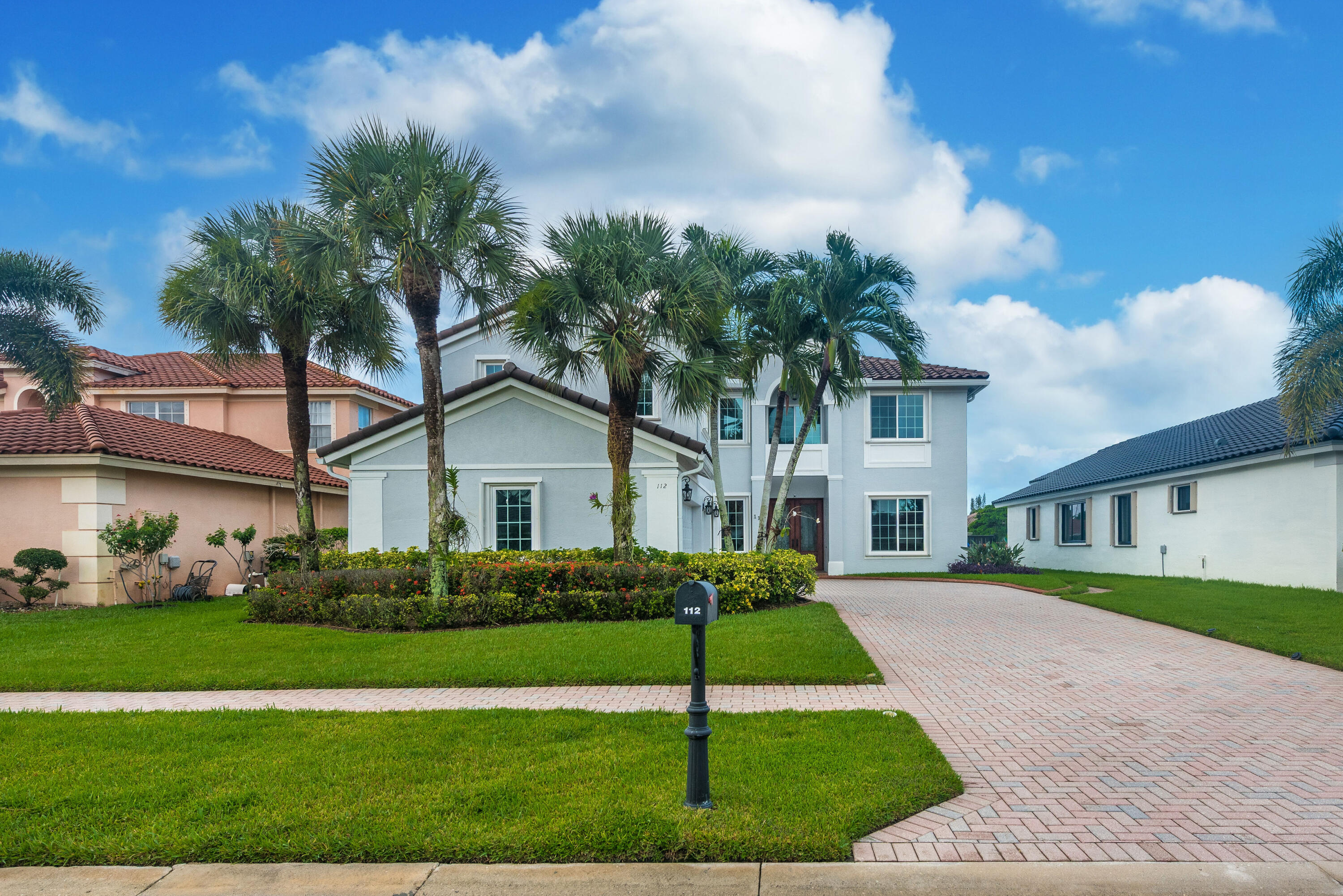 112 Isola Circle — photo