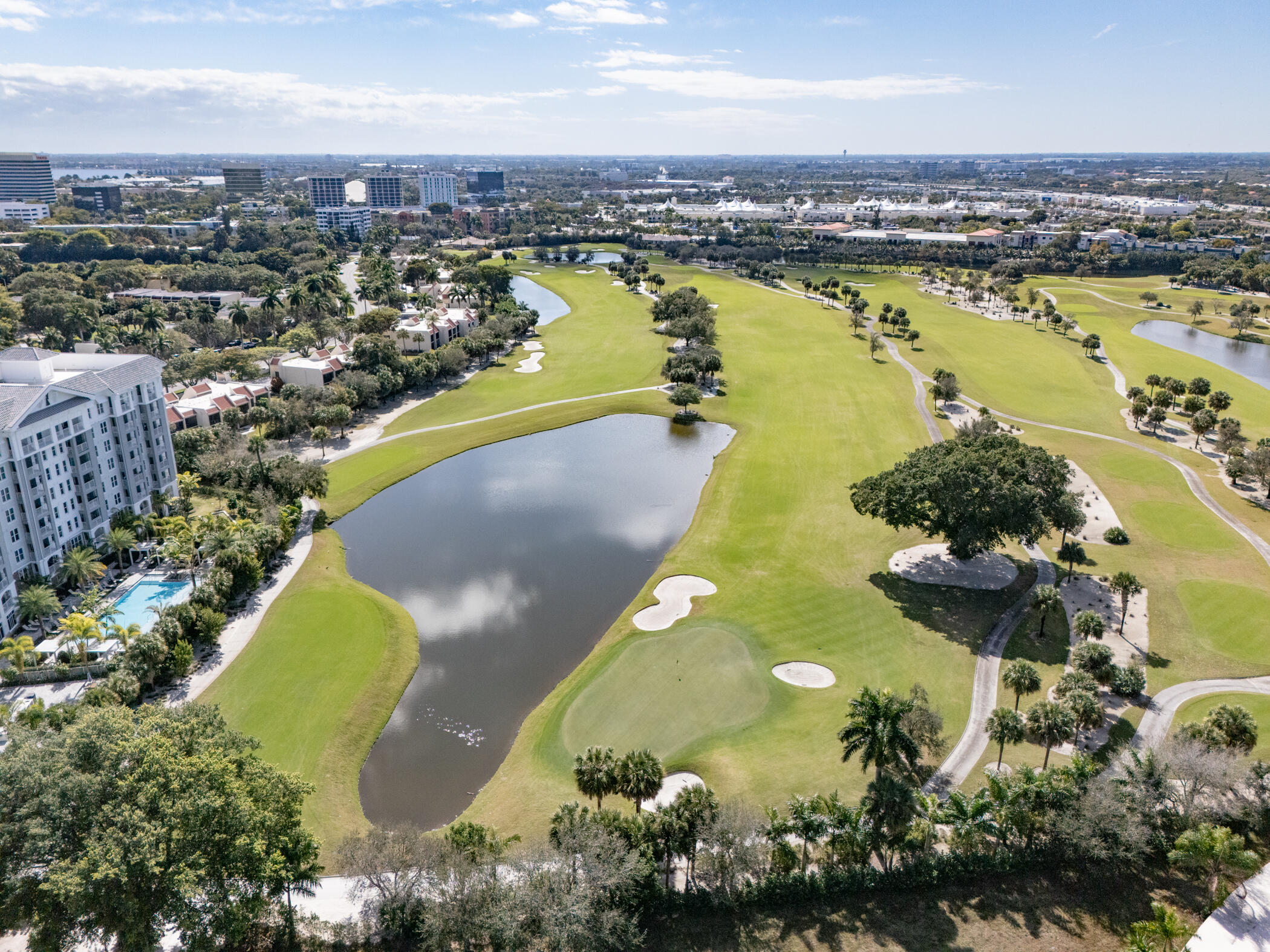 2400 Presidential Way Ph6 — photo