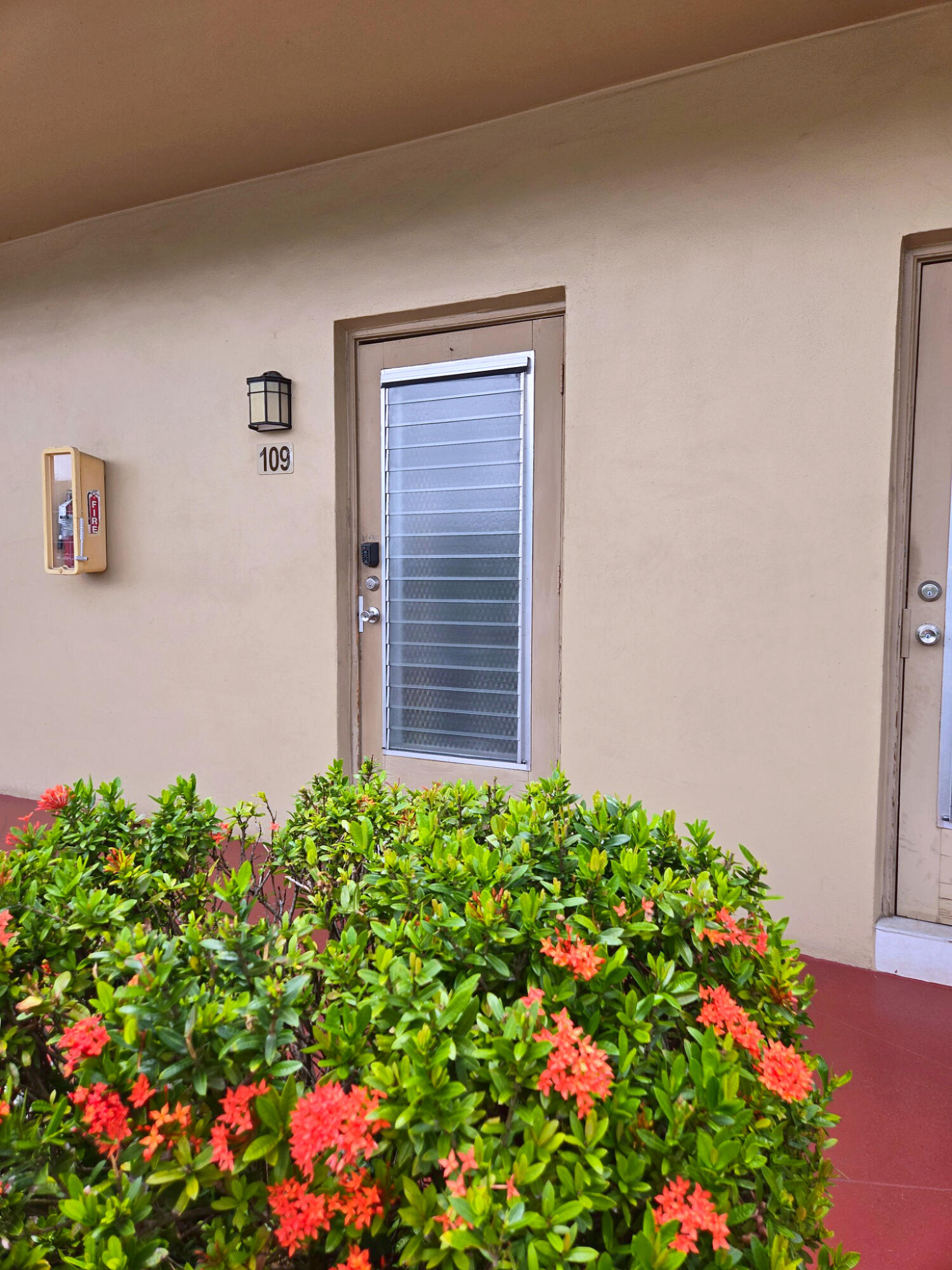 5071 W Oakland Park Boulevard 109 — photo