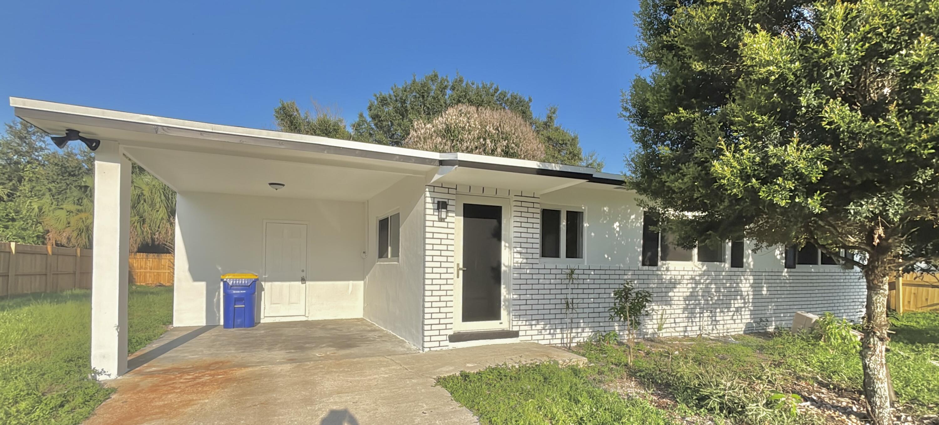 14745 SW 174th Court — photo