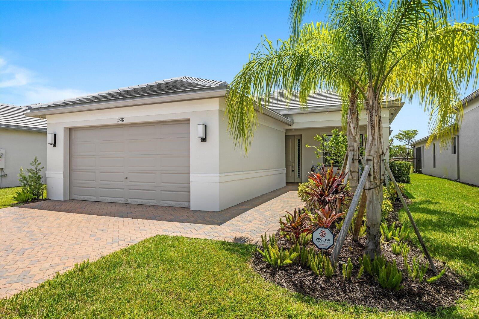 11558 SW Oceanfront Court — photo