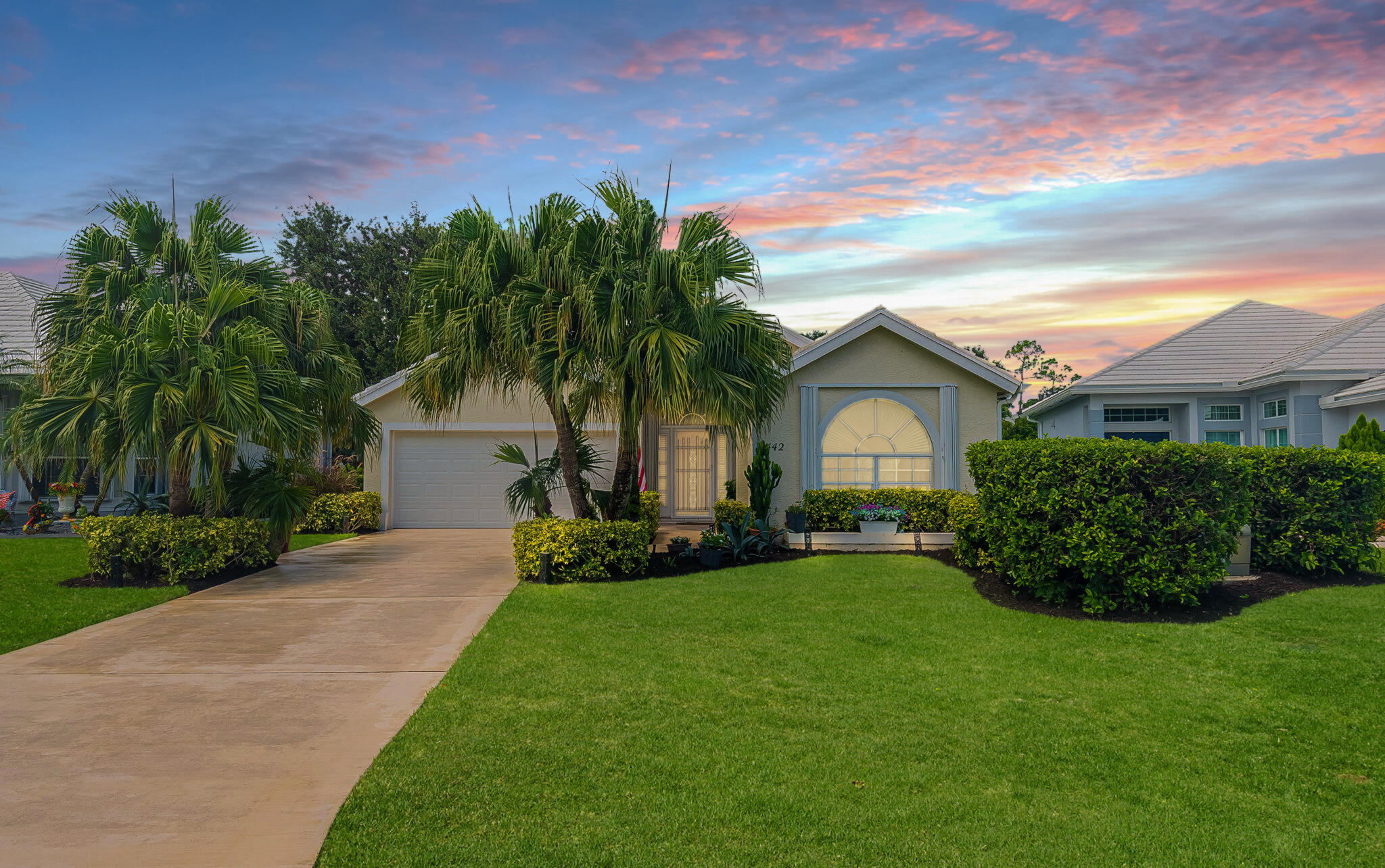 442 SW Fairway Vista — photo
