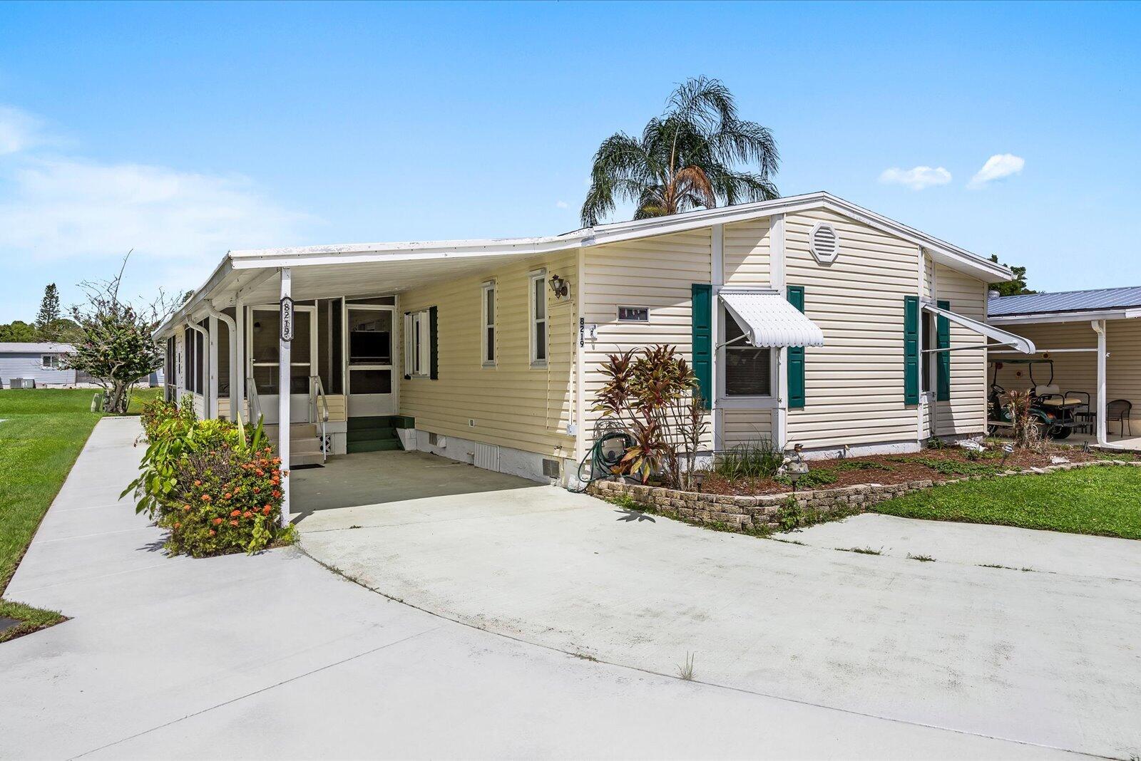 8219 Cinnamon Lane — photo