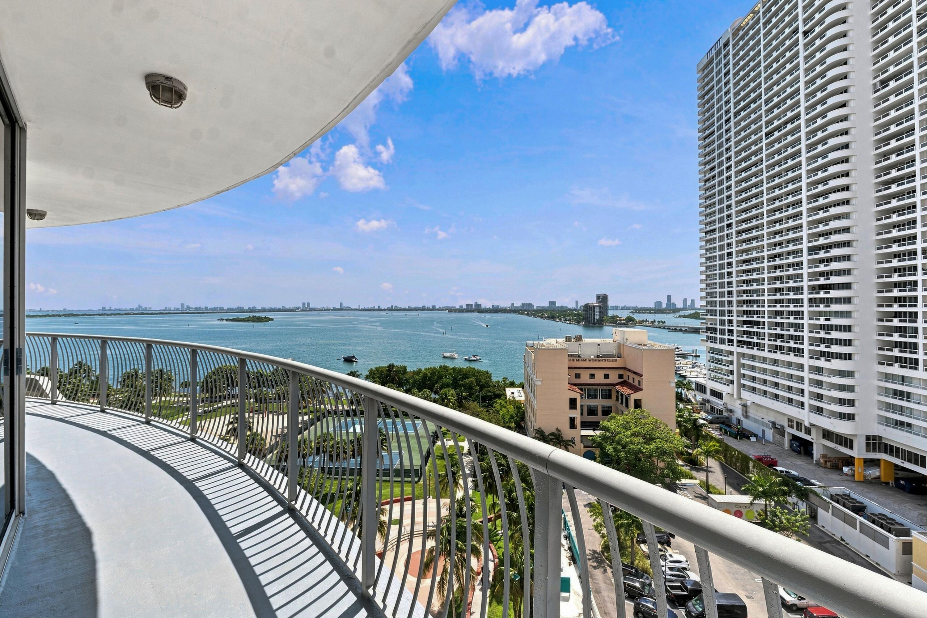 1750 N Bayshore Drive 1202 — photo
