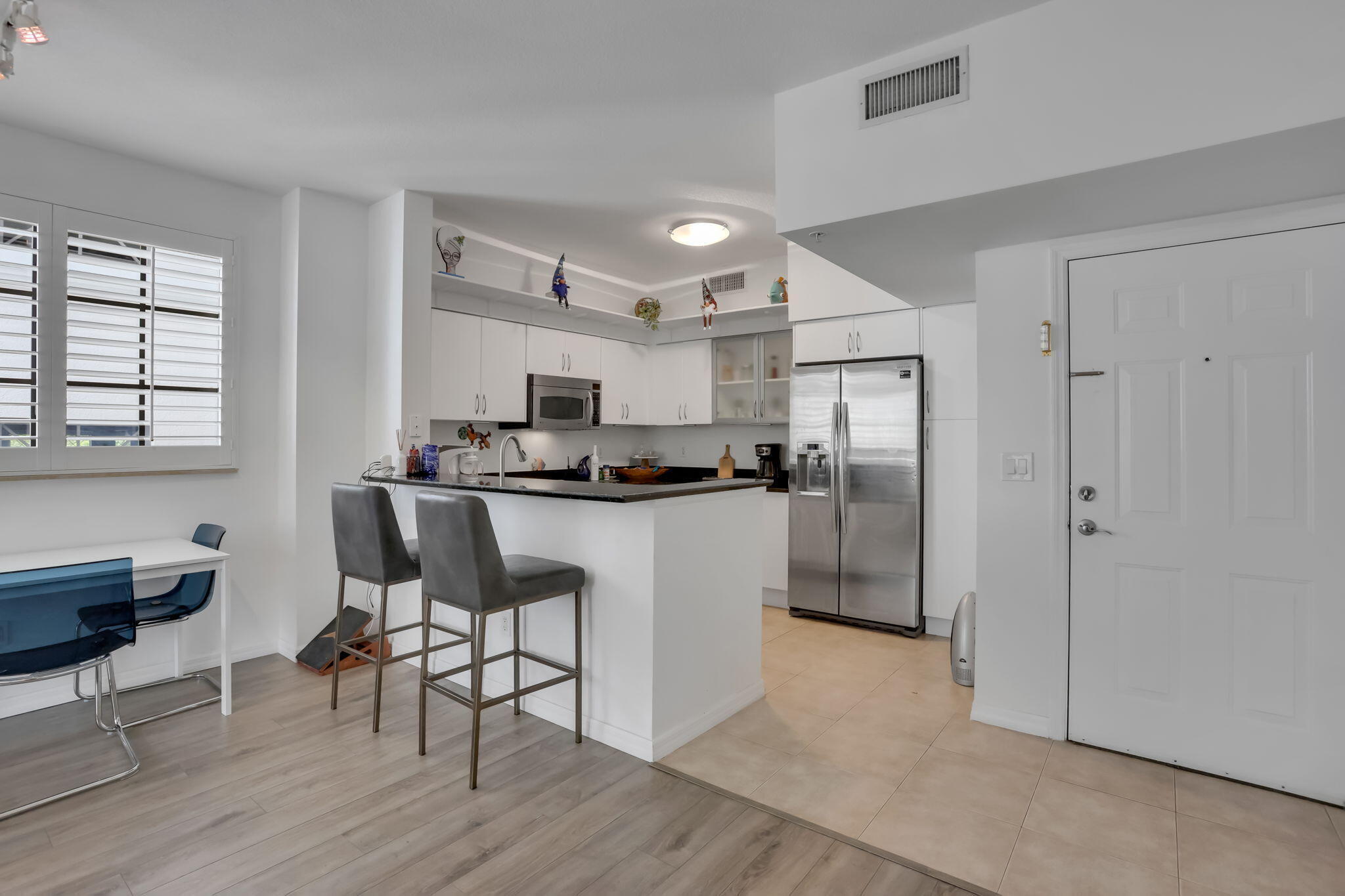 233 S Federal Highway 325, Boca Raton, FL 33432 — photo 2