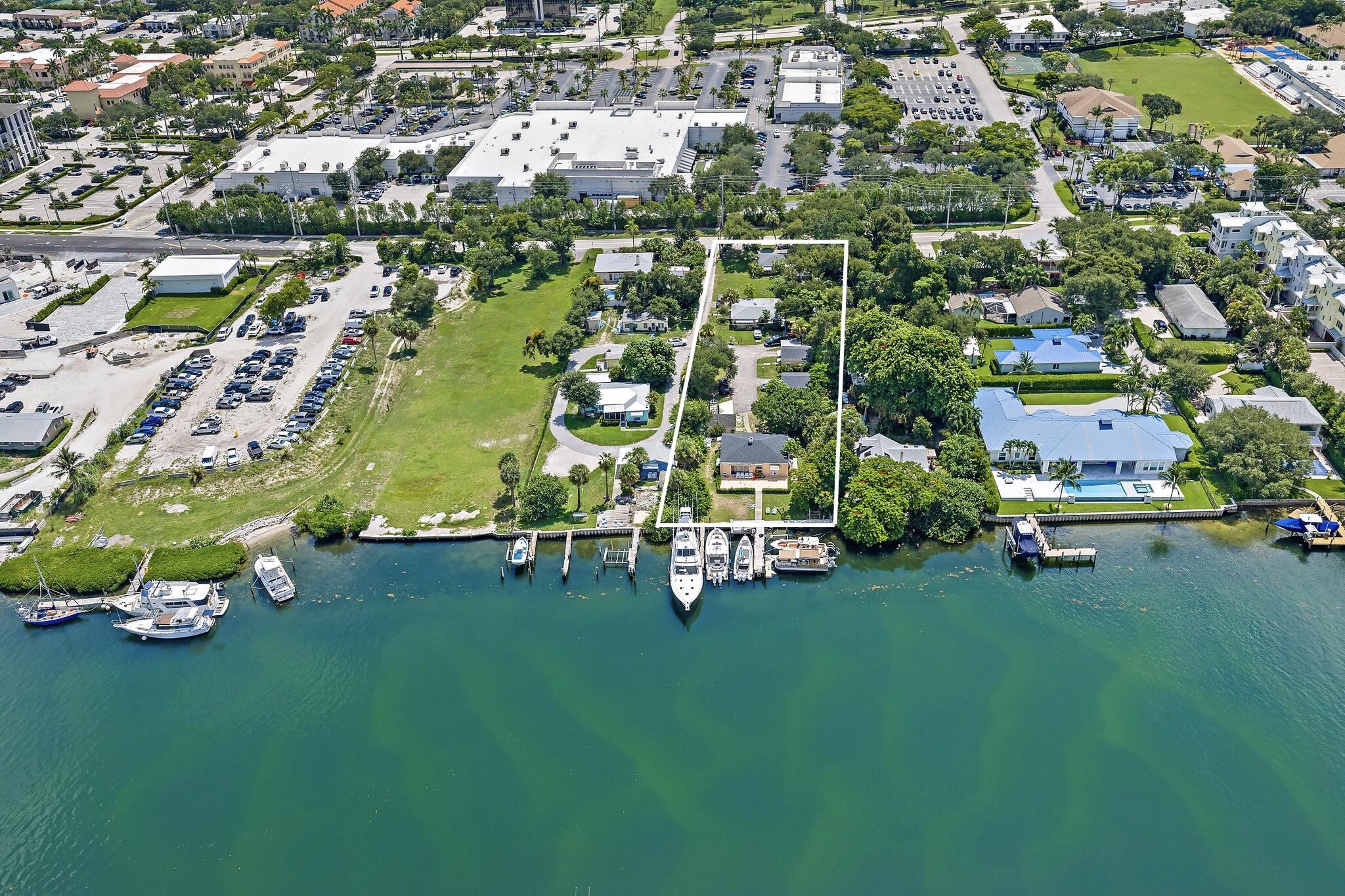 2030 Melody Lane, Palm Beach Gardens, FL — photo