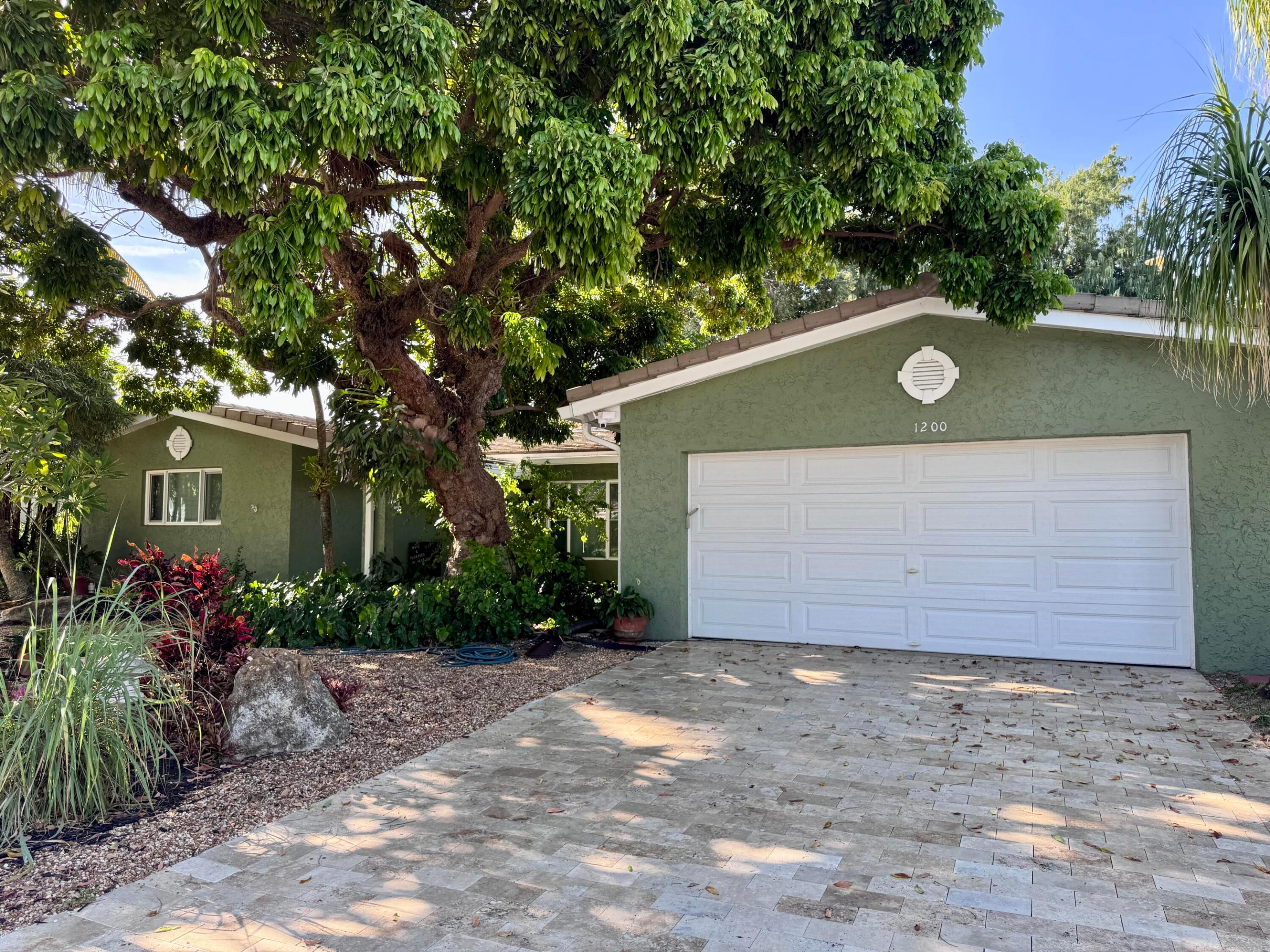 1200 Orange Isle — photo