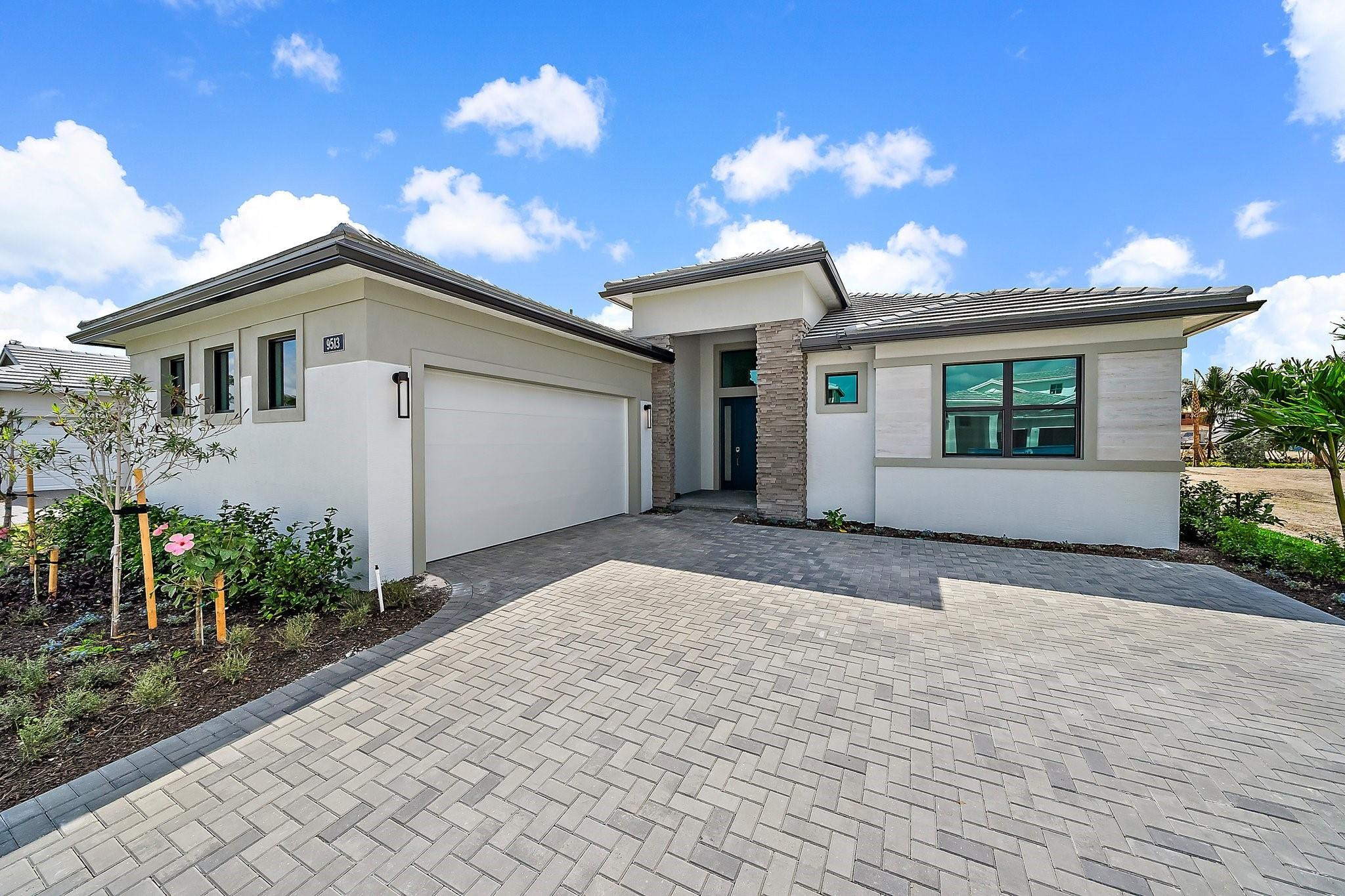9513 St Germain Drive — photo
