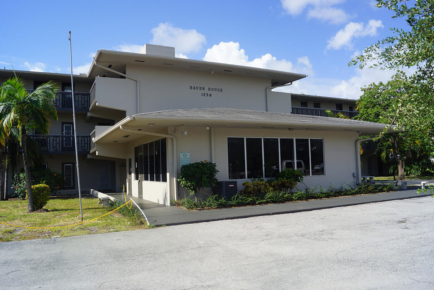 1250 E Sample Road 303 — photo