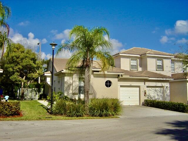 3133 Enclave Way — photo
