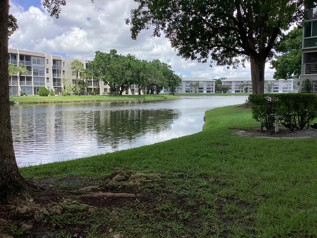 9325 Lagoon Place 107 — photo
