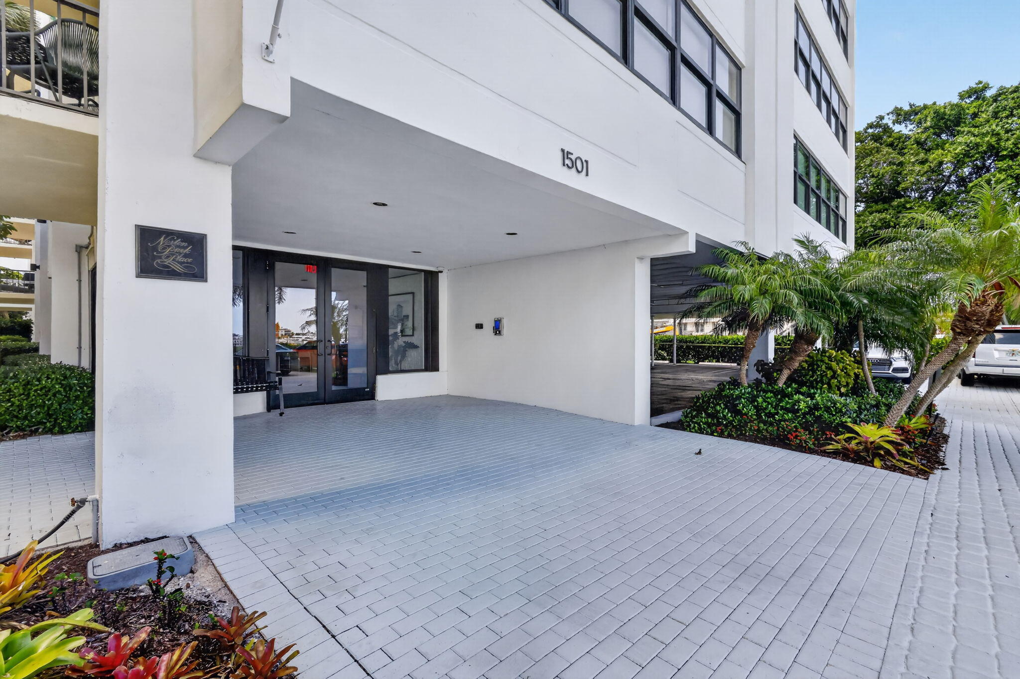 1501 S Flagler Drive 4B — photo