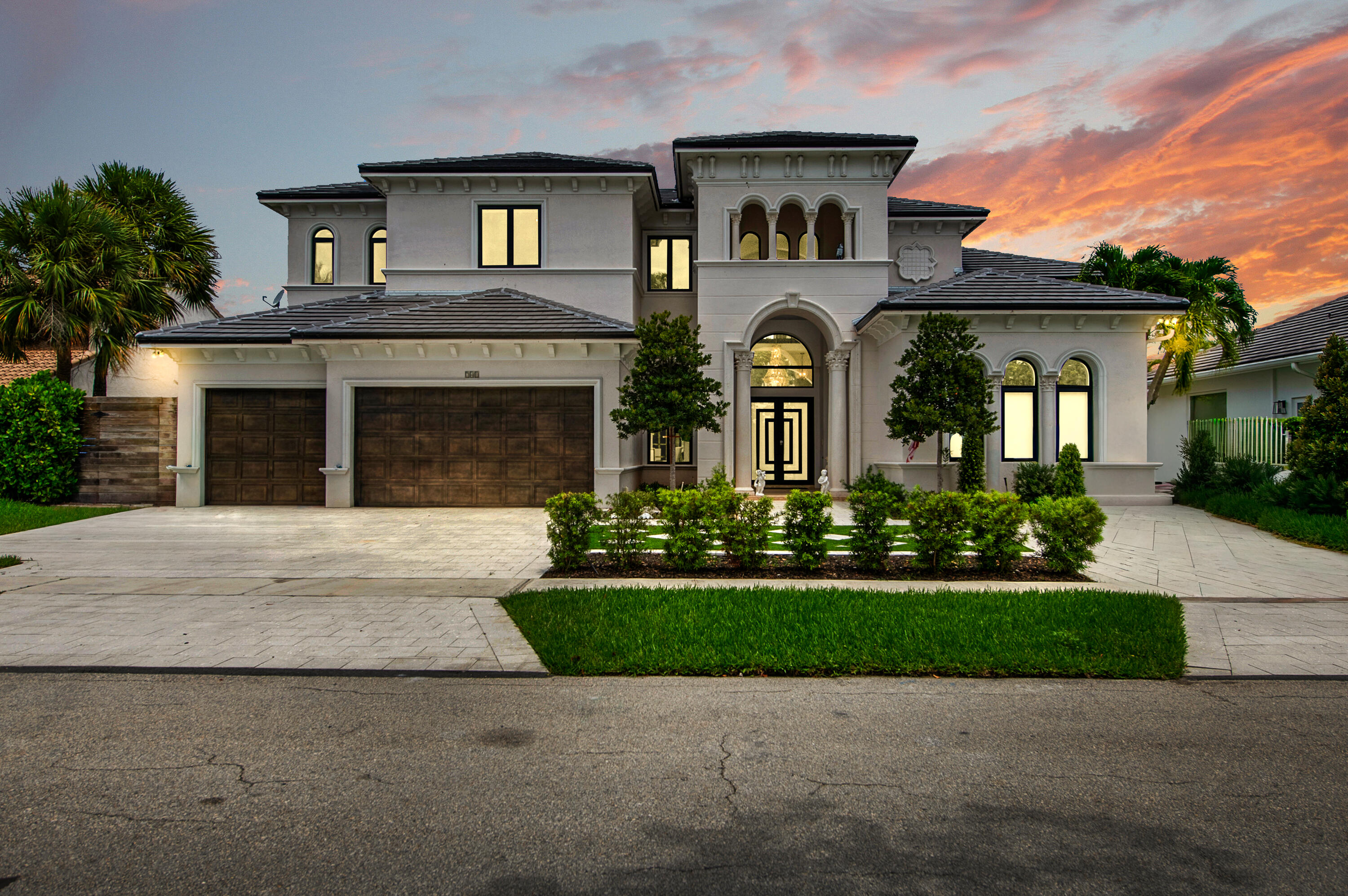 741 SW 15th Street — photo