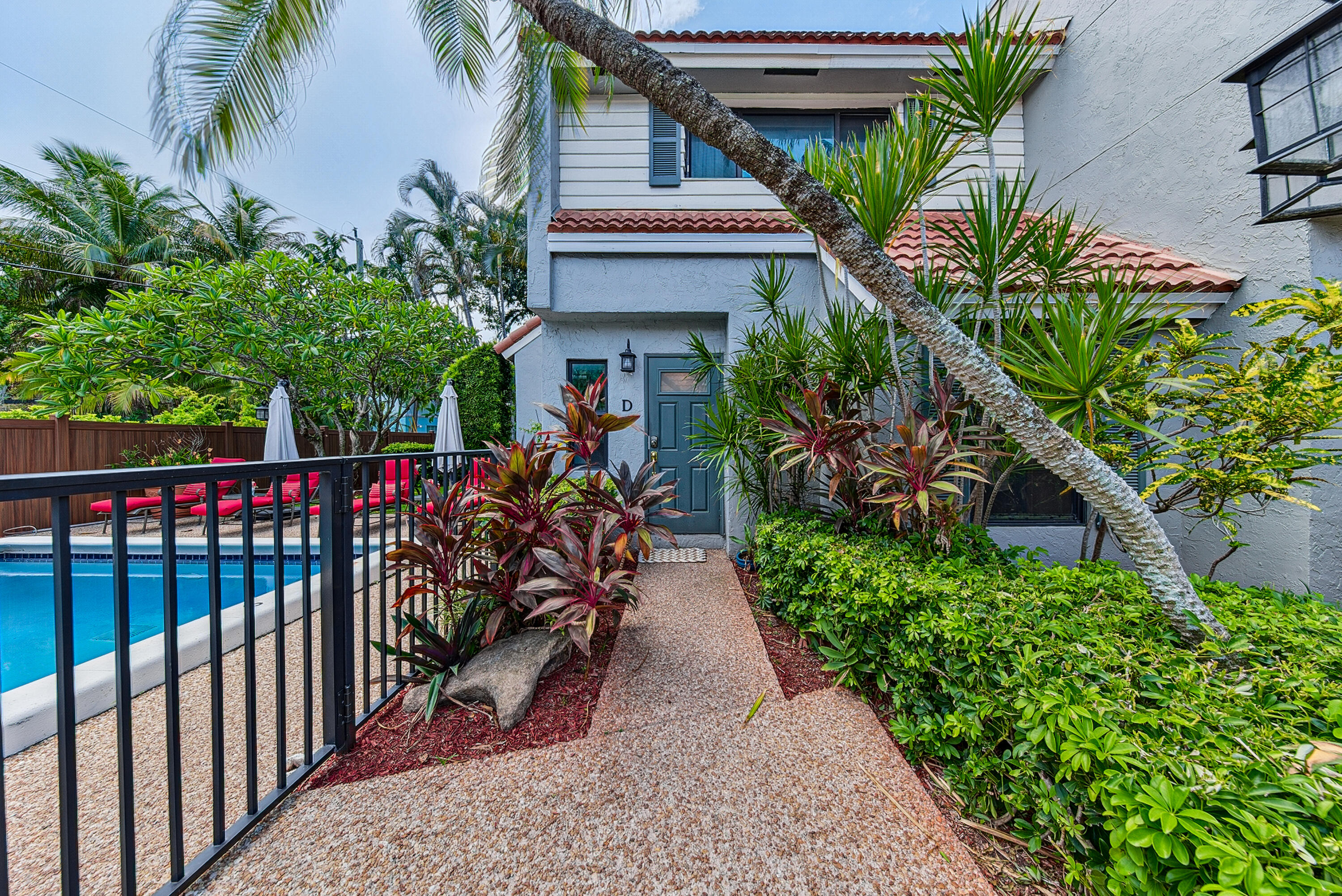 1315 Miami Road D — photo