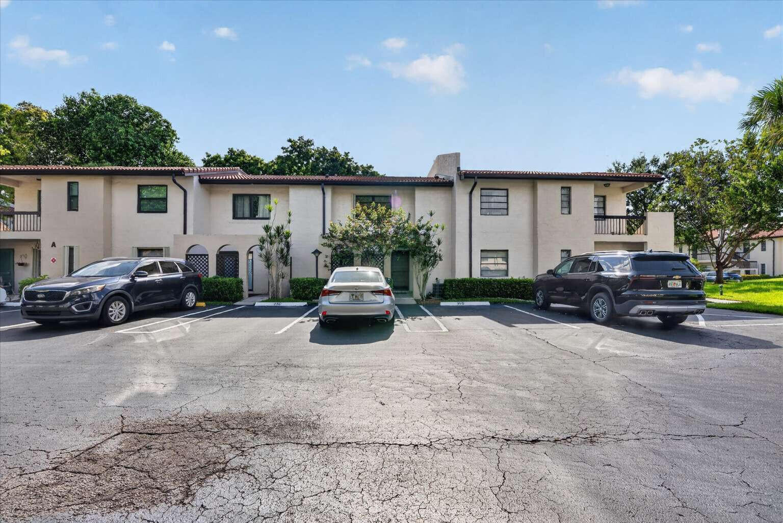 21682 Cypress Road #11d, Boca Raton, FL 33433
