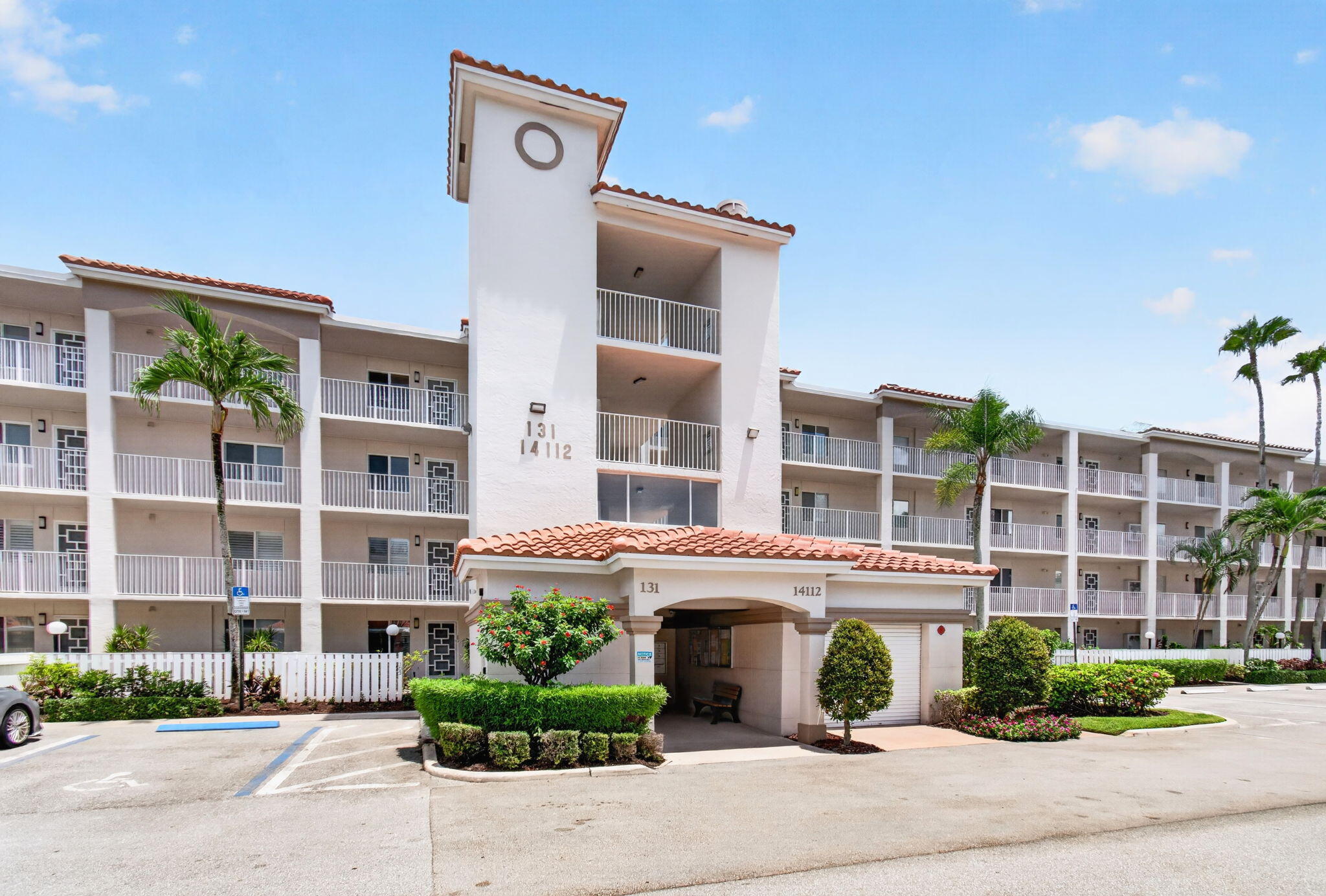 14112 Huntington Pointe Drive 210 — photo