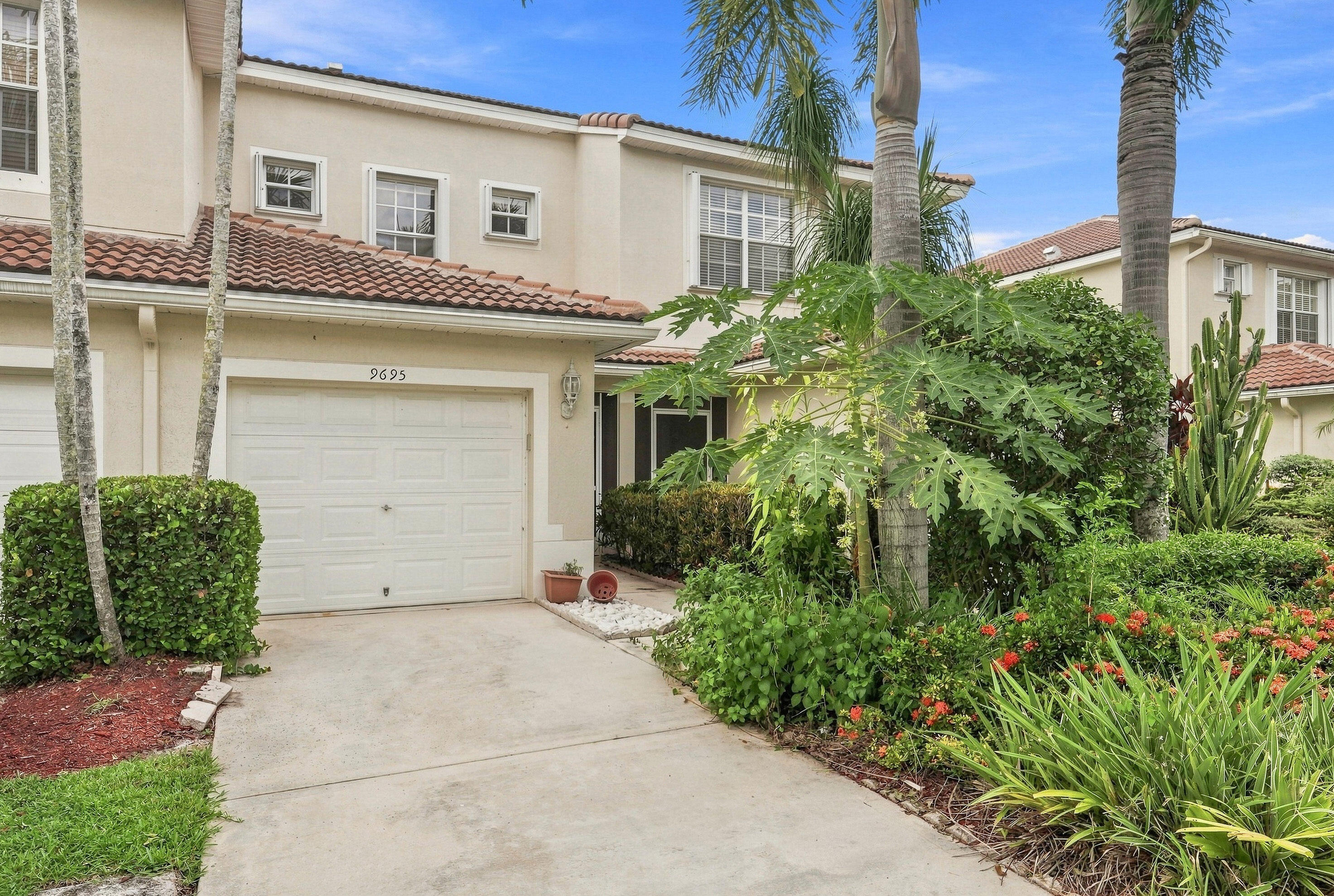 9695 Porta Leona Lane — photo