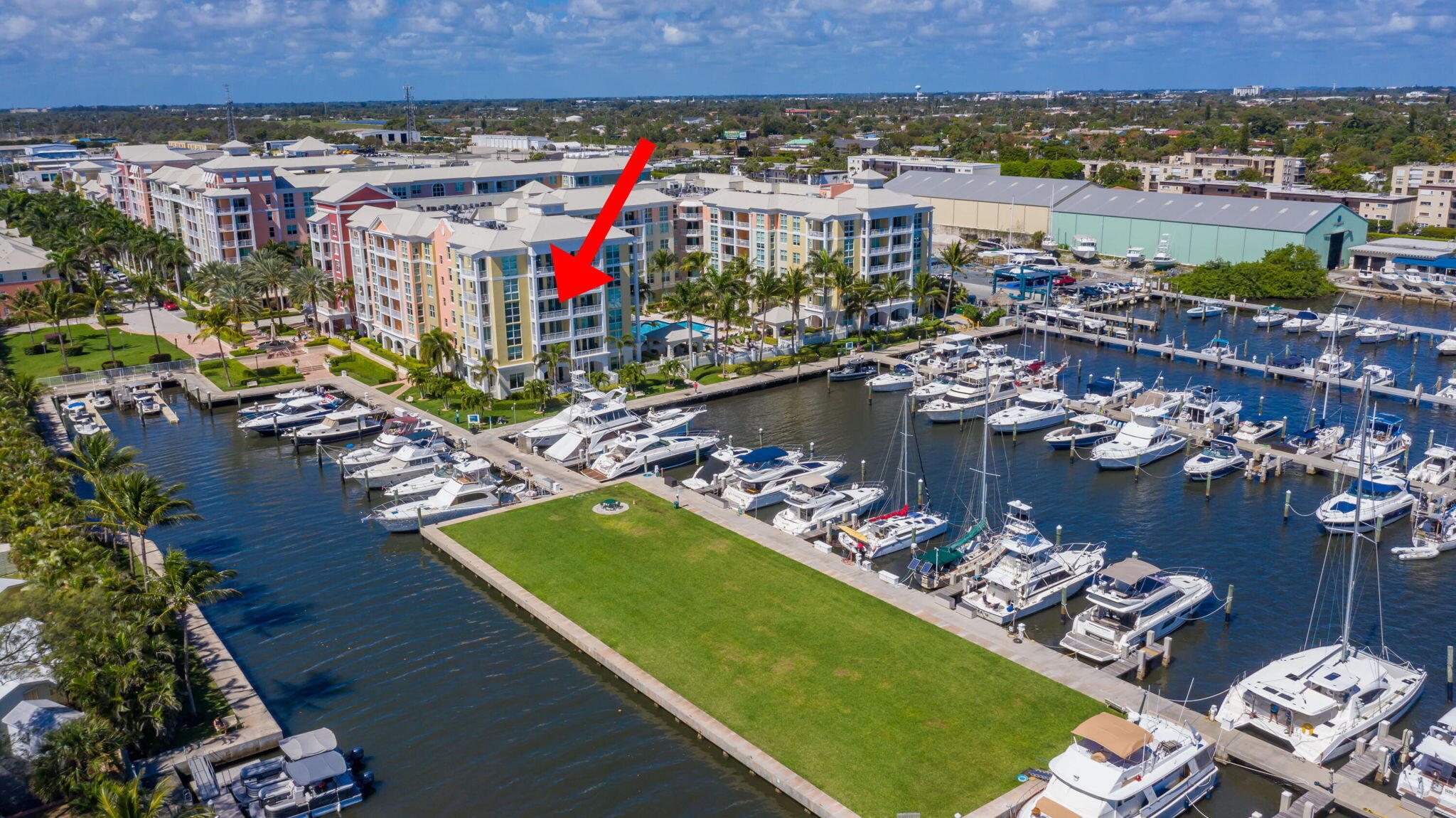 806 E Windward Way 424 — photo