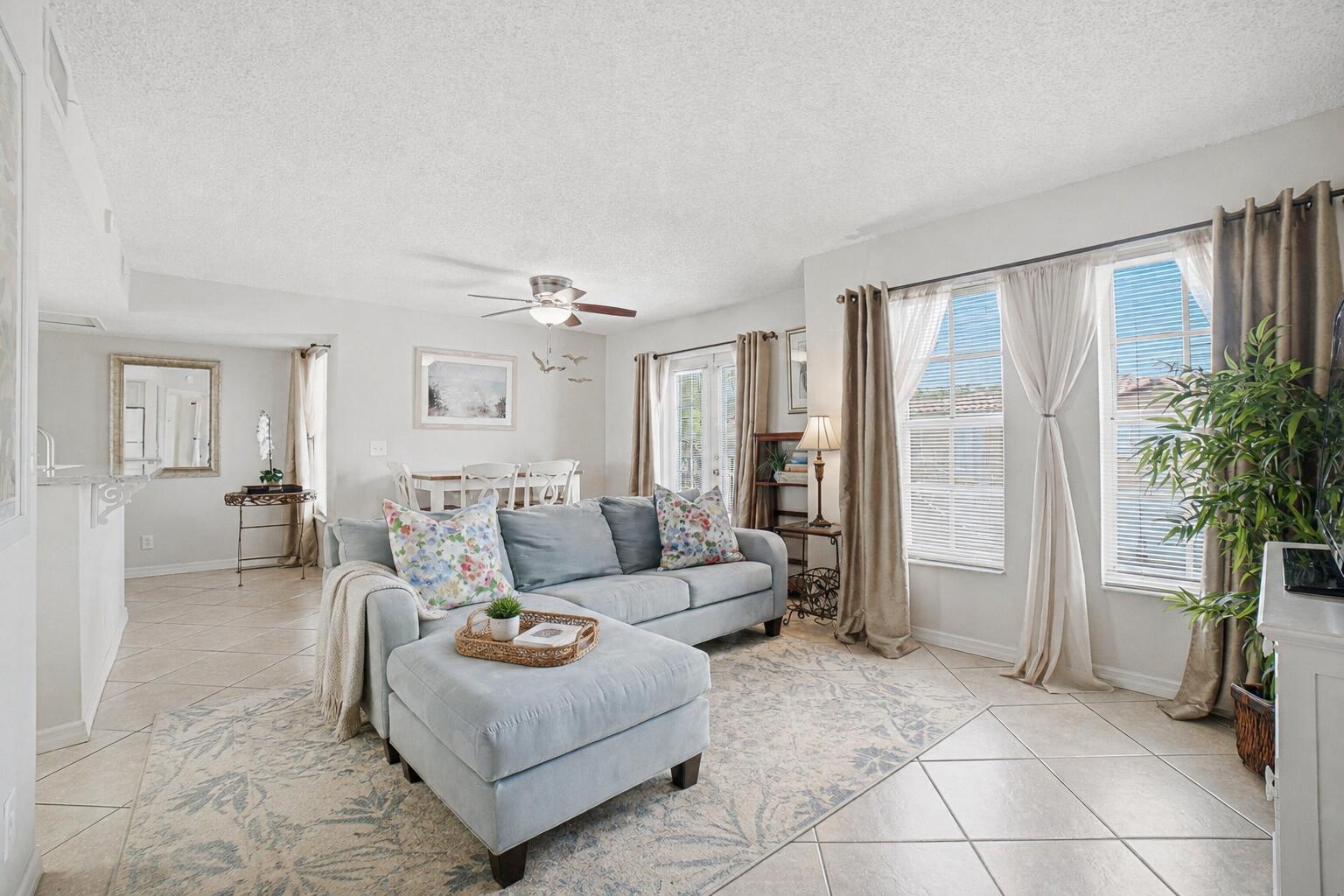 1145 Lake Shore Drive 206 — photo