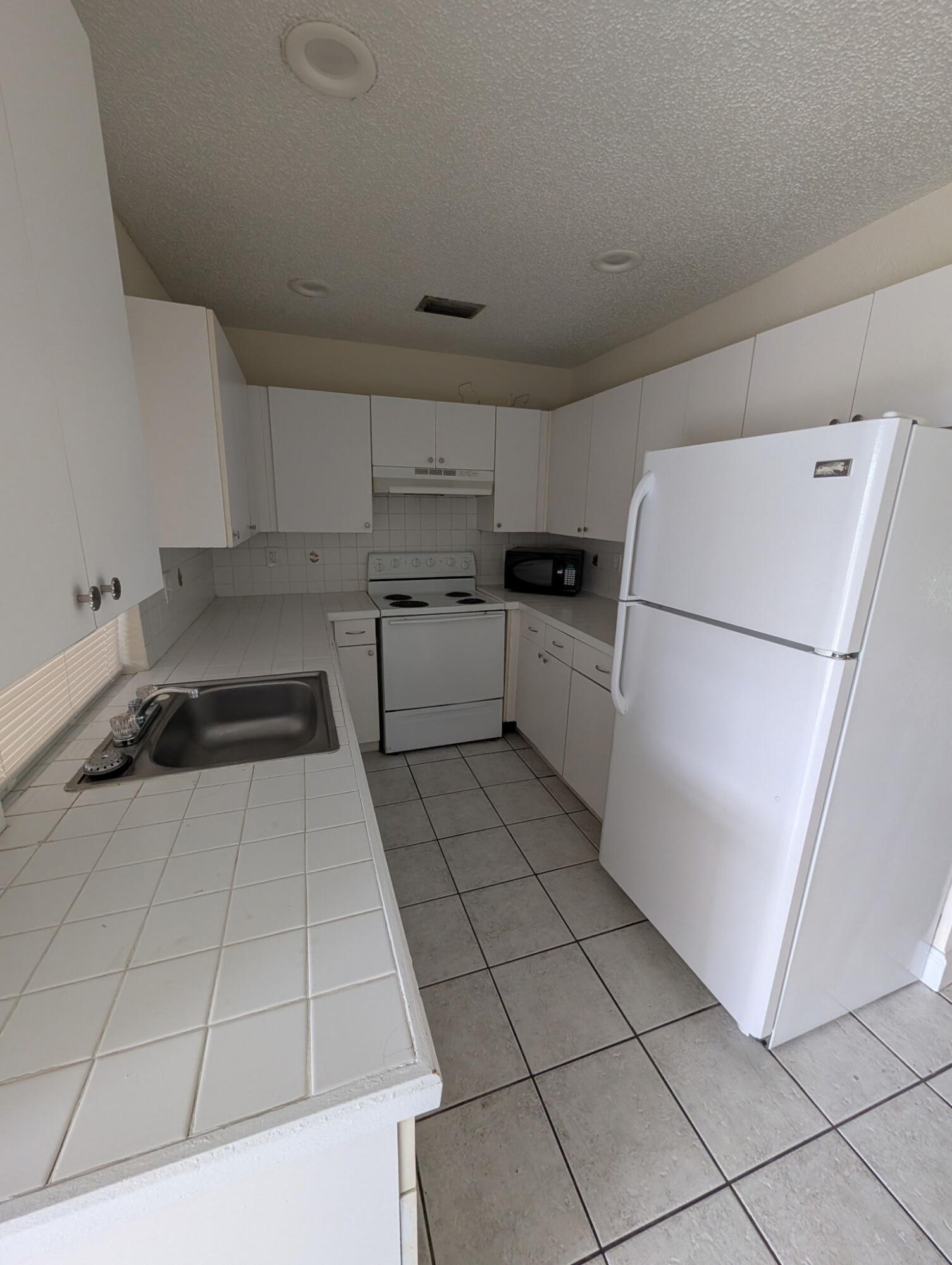 1382 Birkdale Drive Unit 1388 — photo