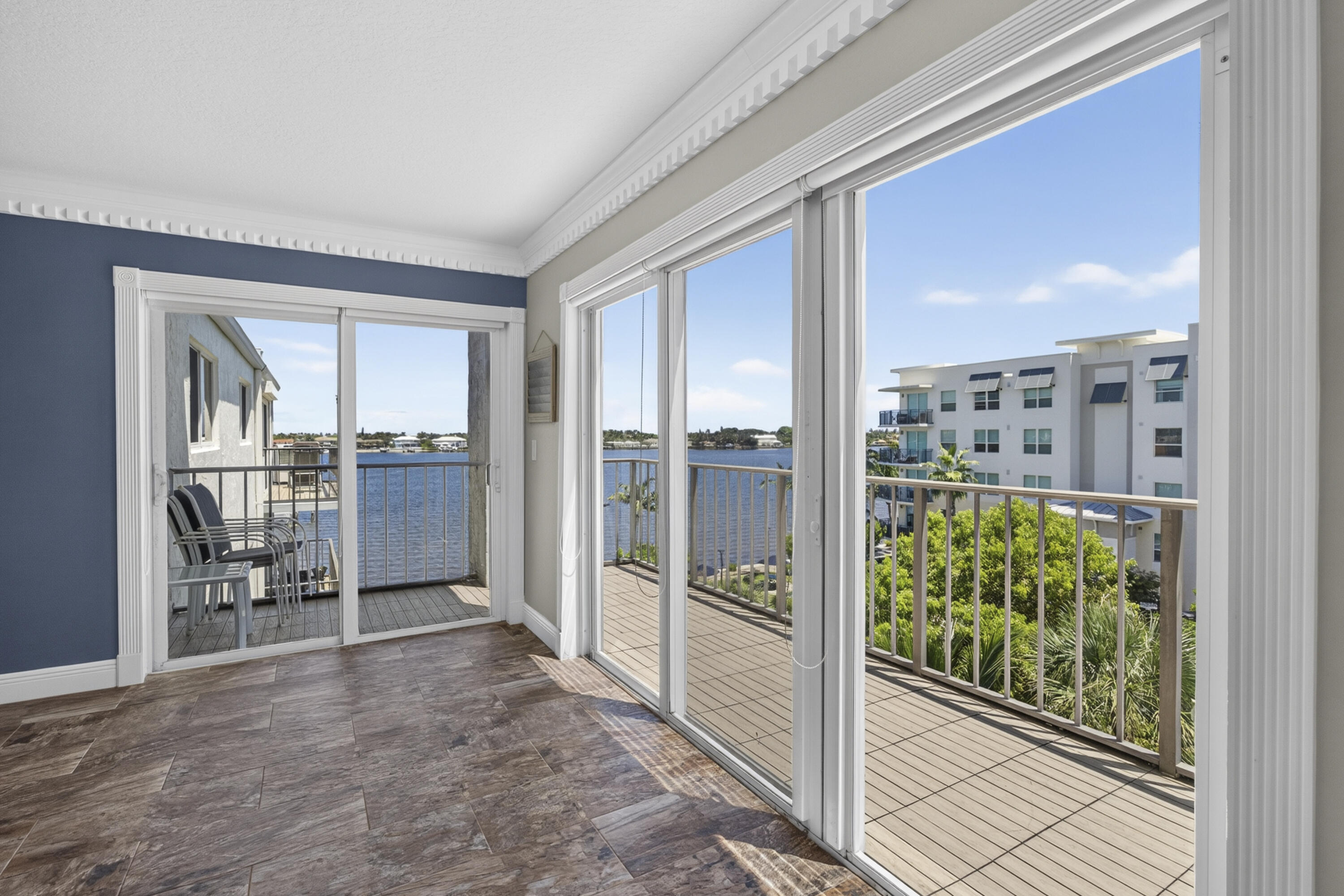 1206 S Lake Drive 504 — photo