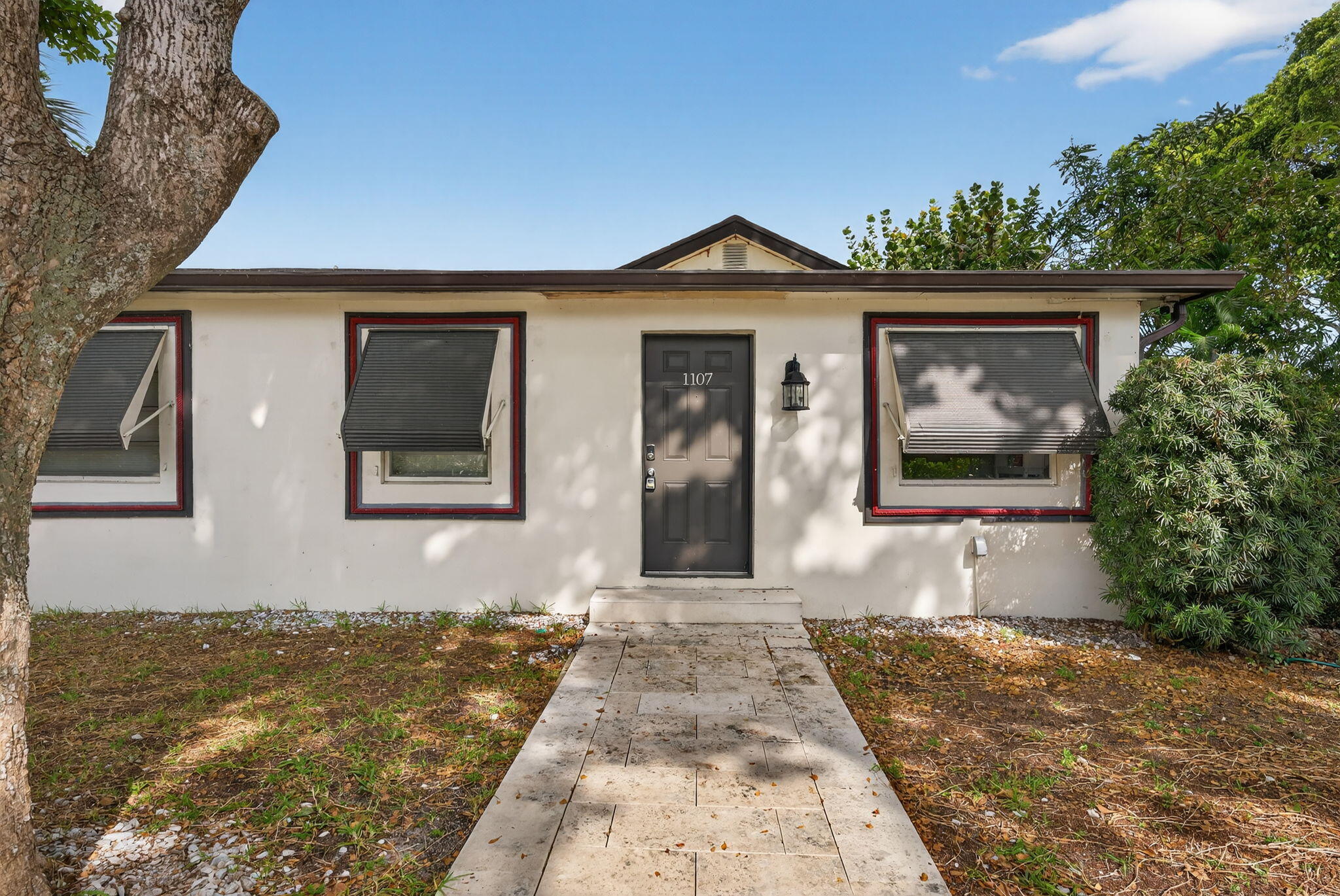 1107 W Atlantic Avenue — photo