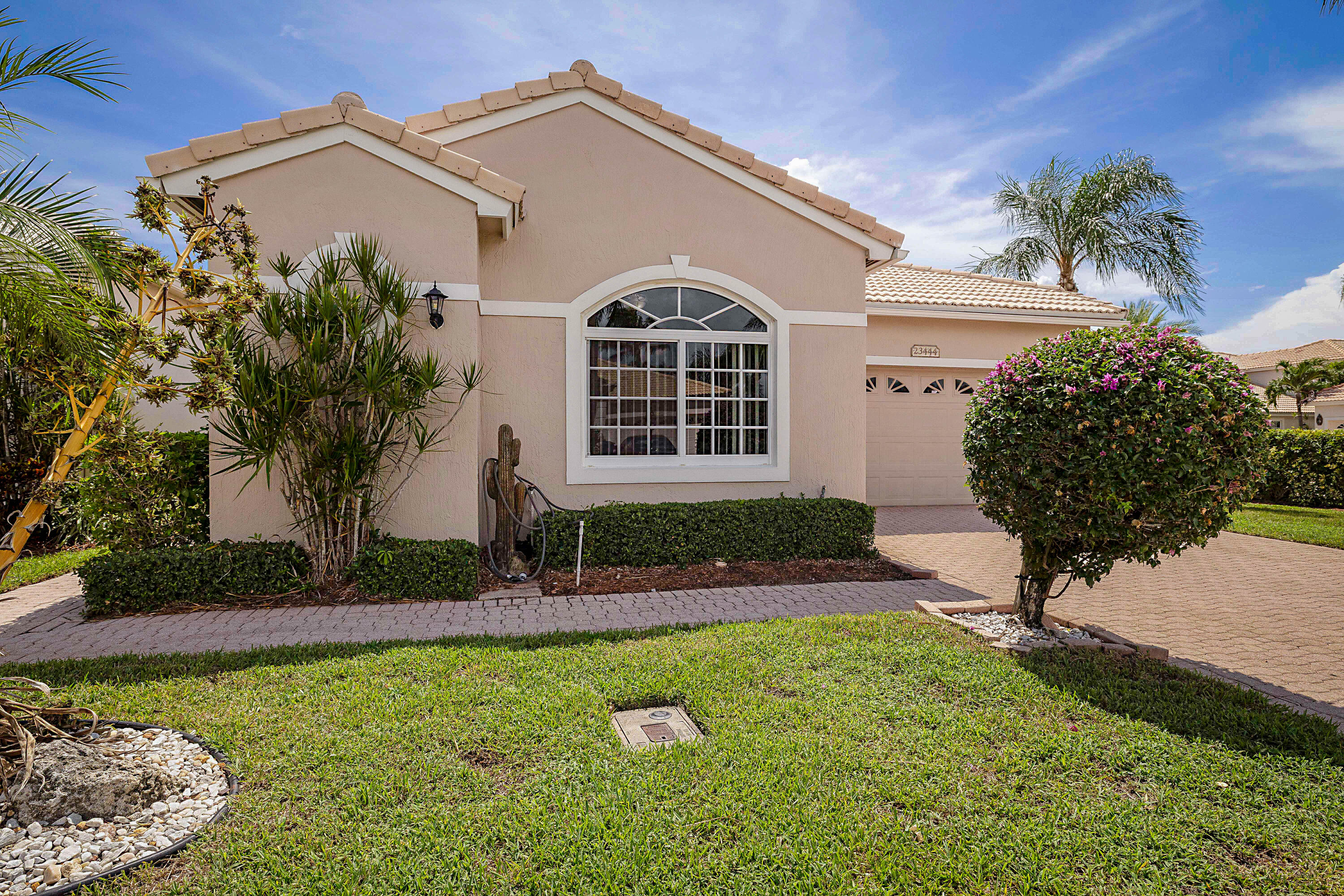 23444 Alzira Circle — photo