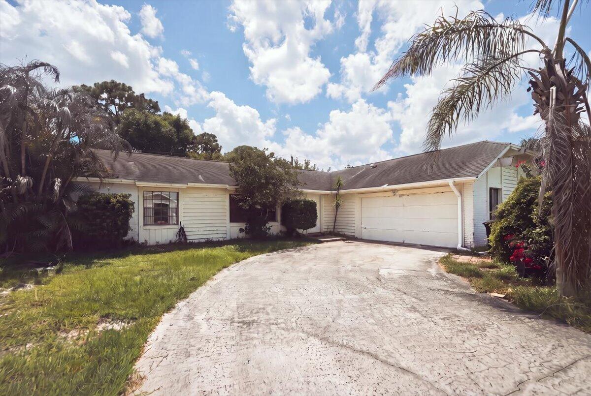 1646 SE Holiday Road — photo