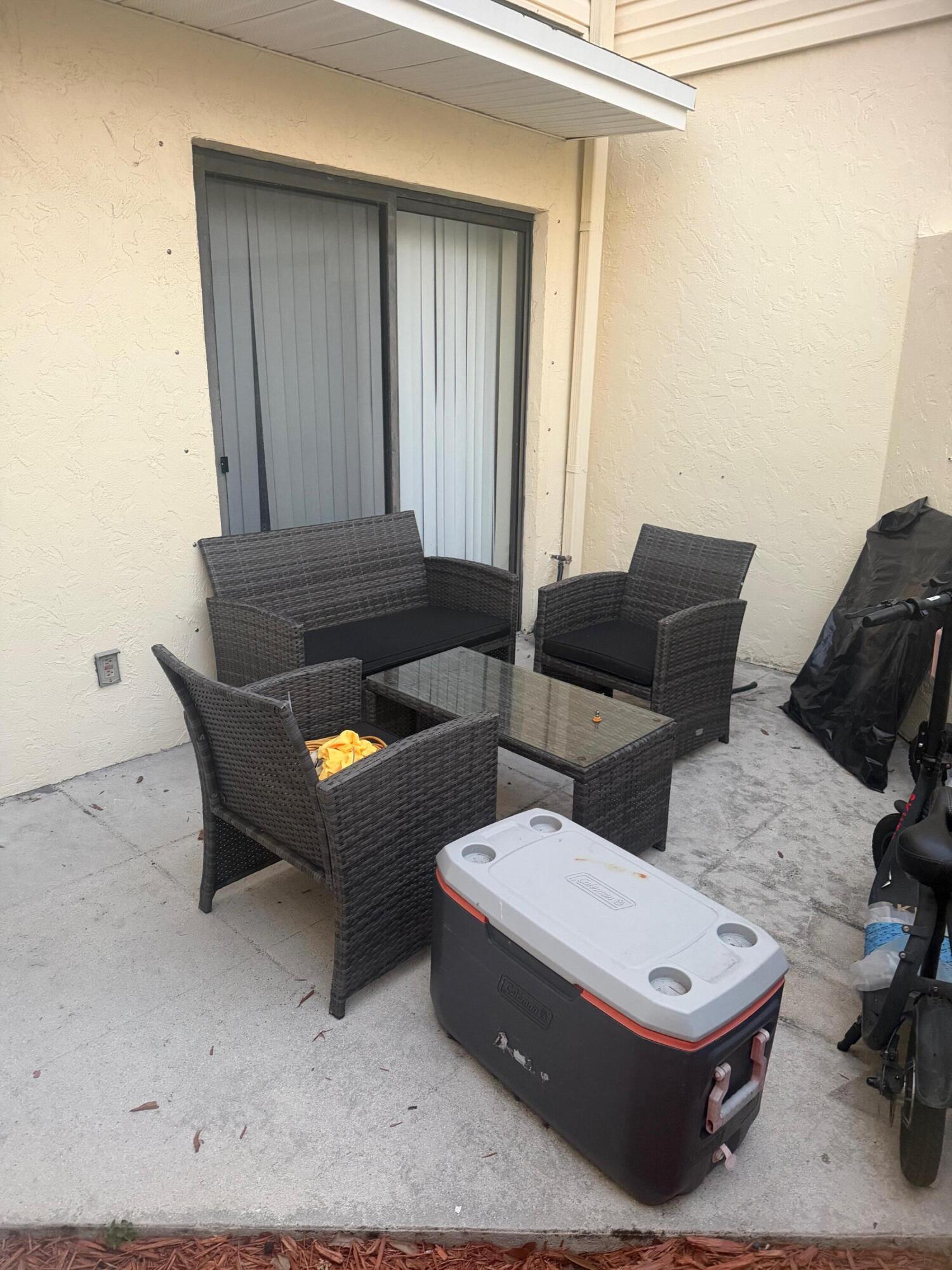 645 Executive Center Drive R-105 — photo
