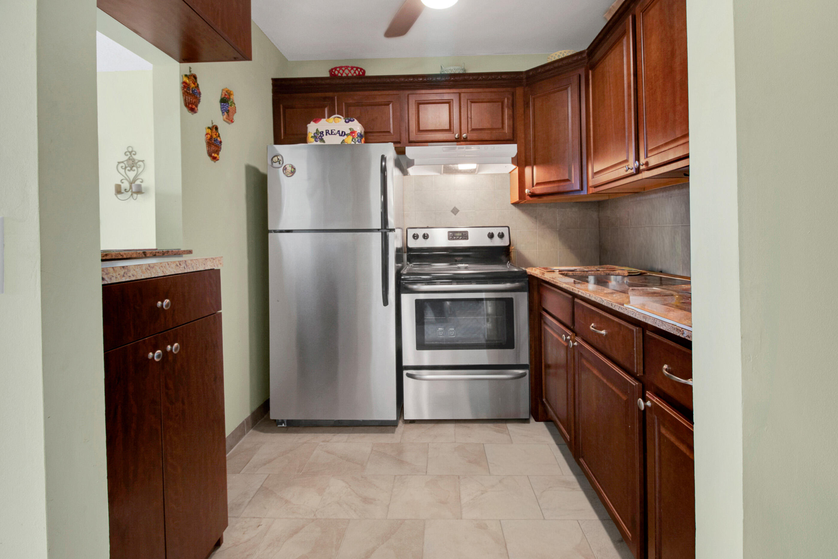 412 Brighton J — photo