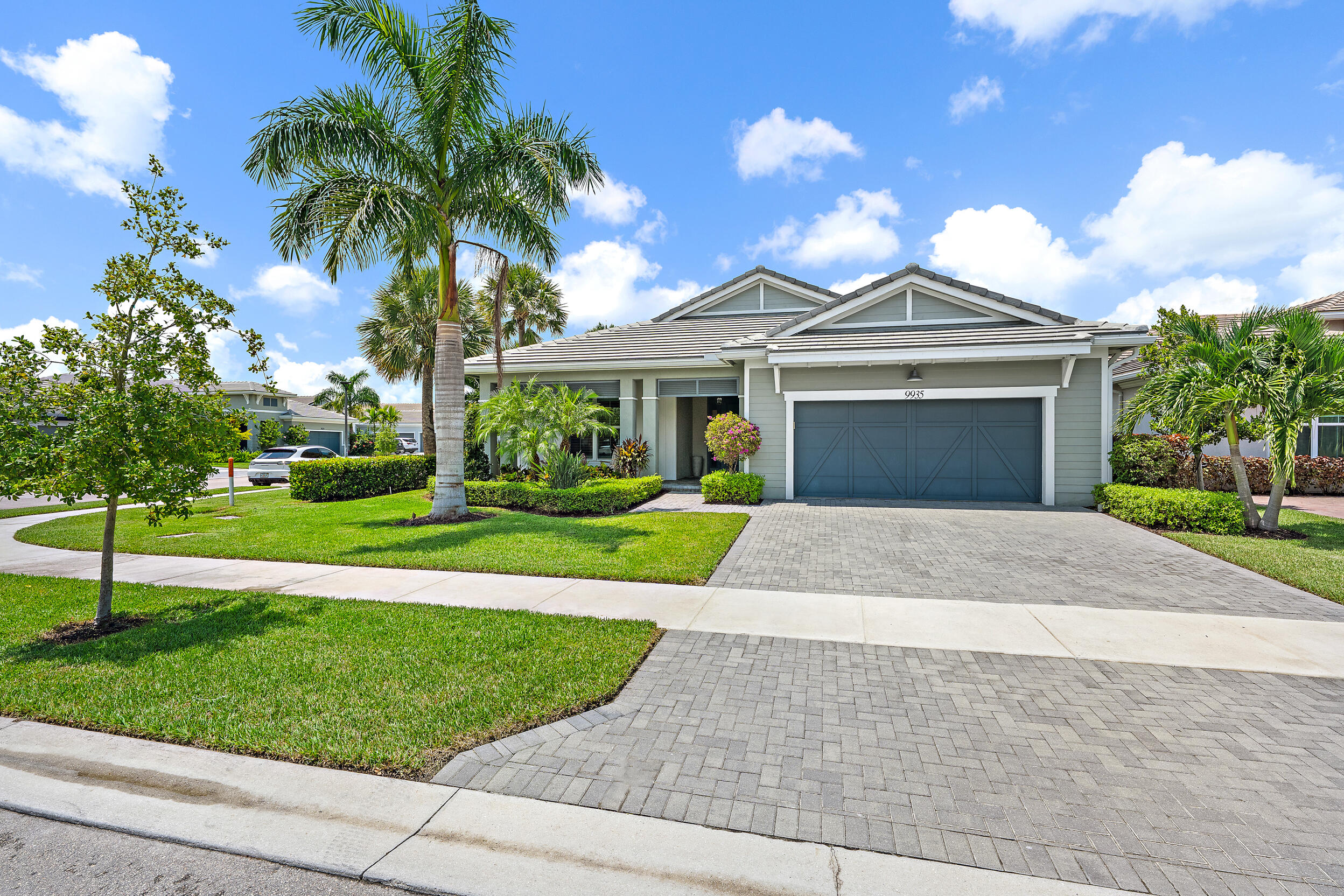 9935 Timber Creek Way — photo