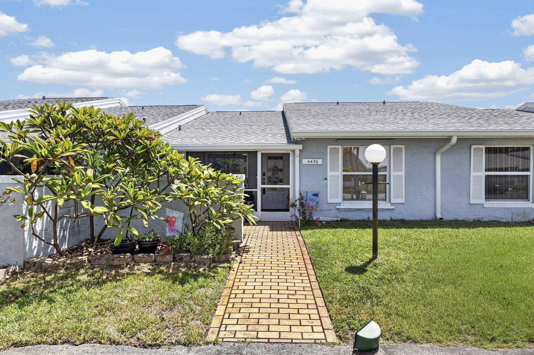 4450 Lucerne Villas Lane — photo