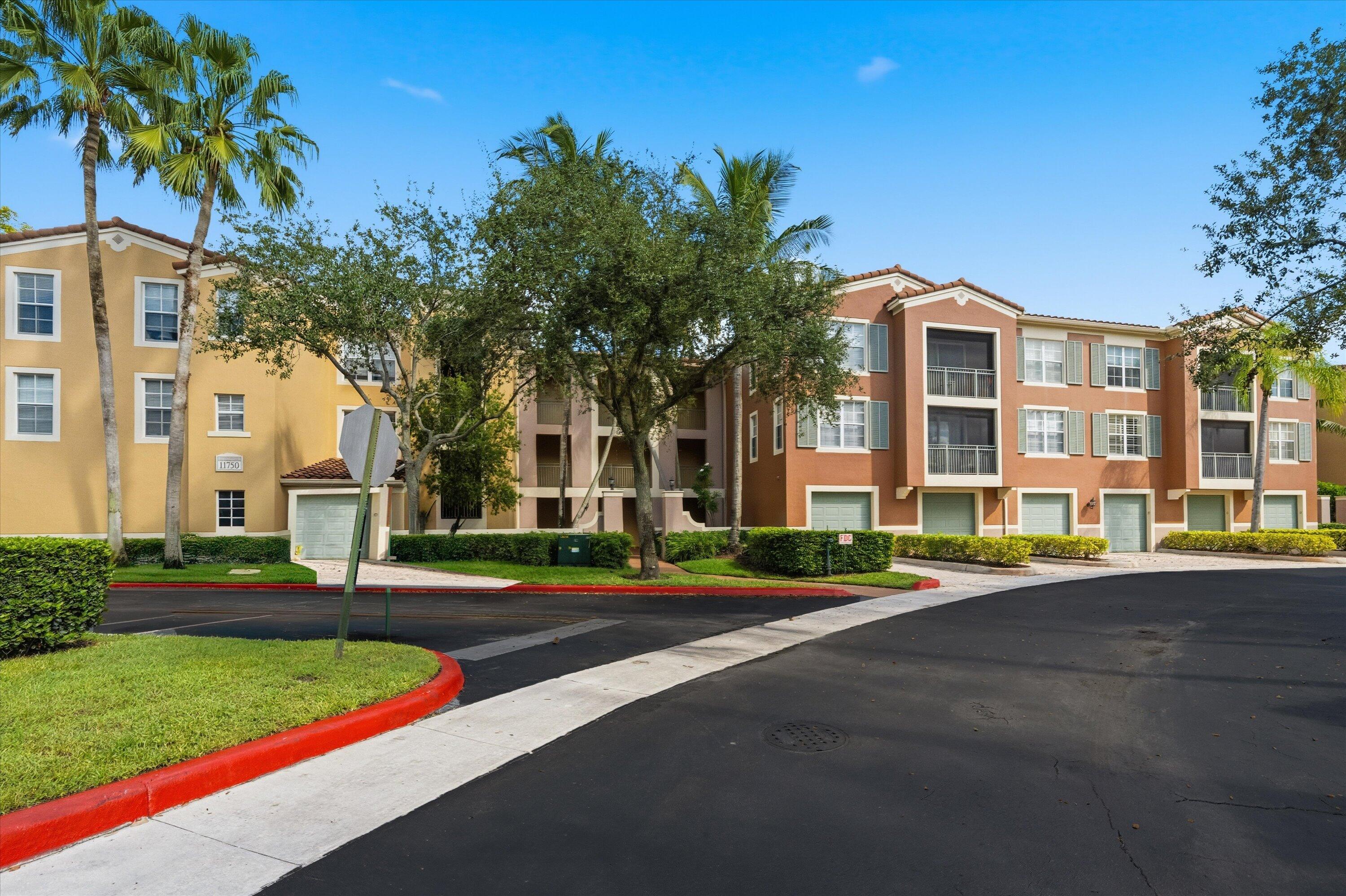 11750 Saint Andrews Place 303 — photo