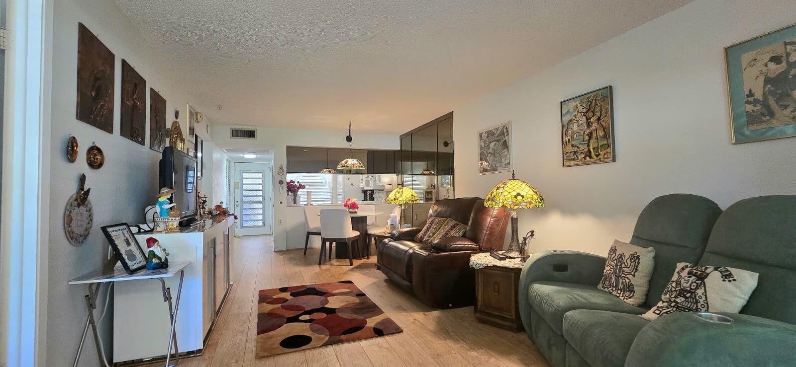 2601 Nassau Bend E1 — photo