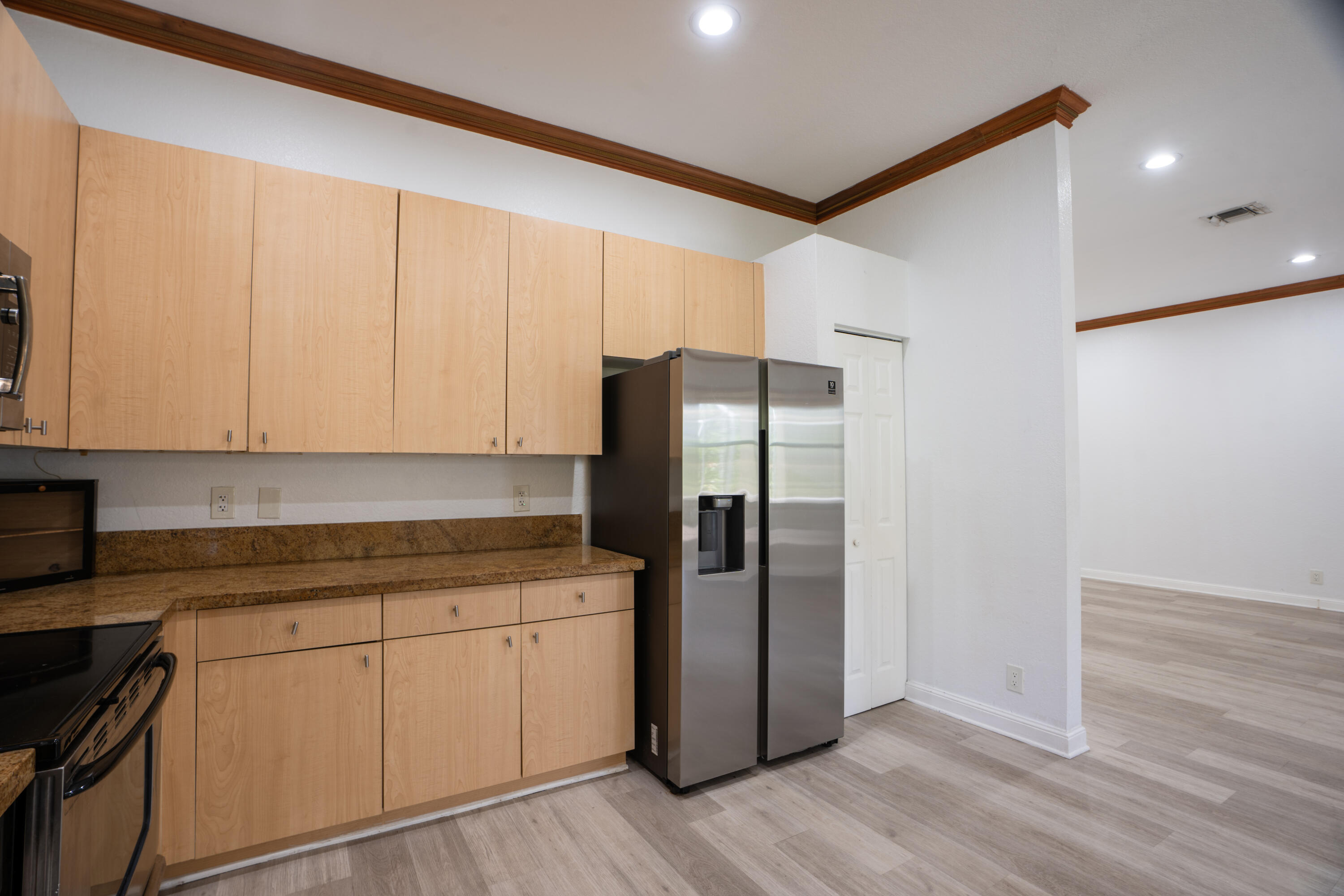 1002 Lavender Circle — photo