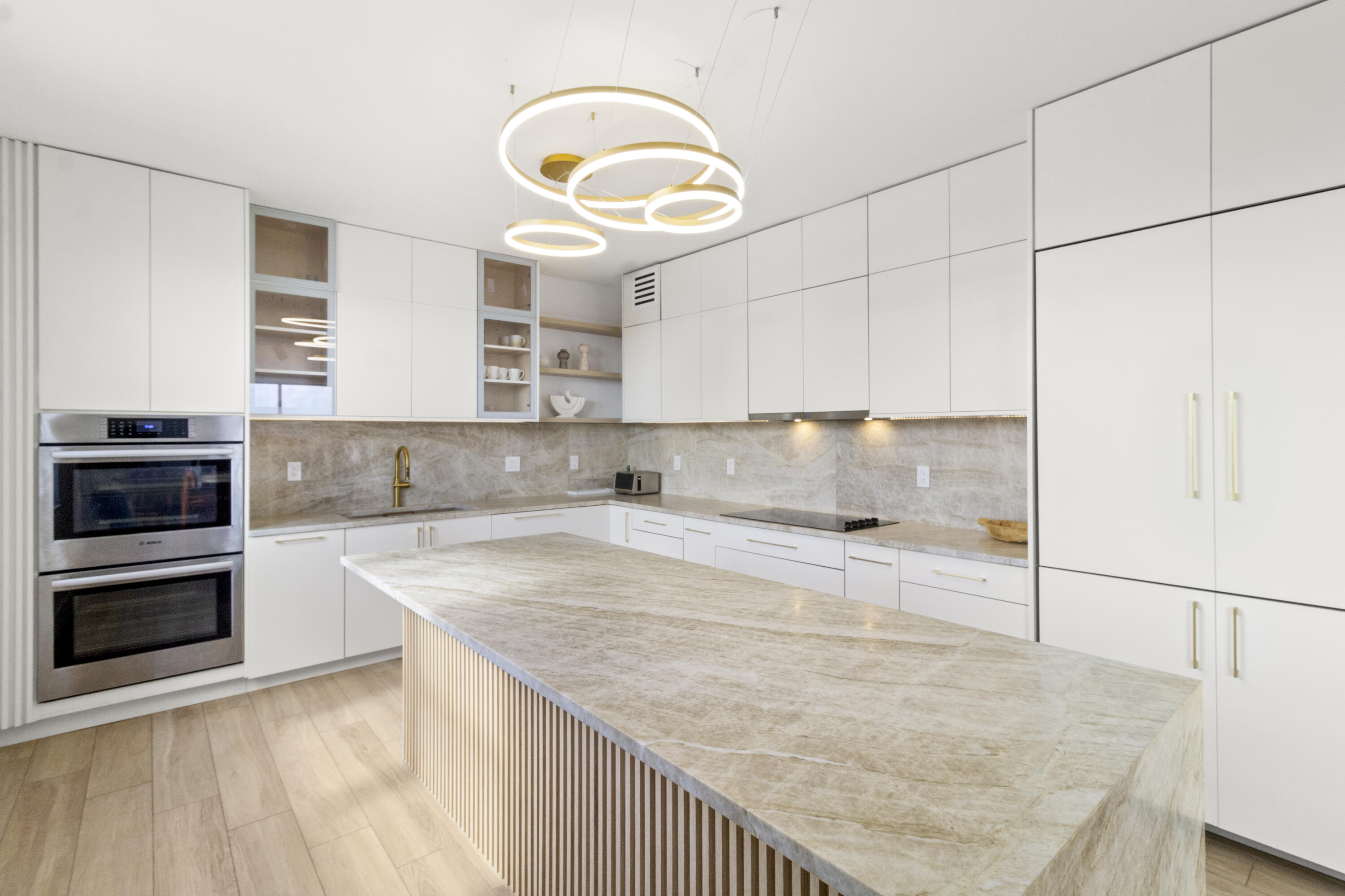 1865 S Ocean Drive 21C — photo