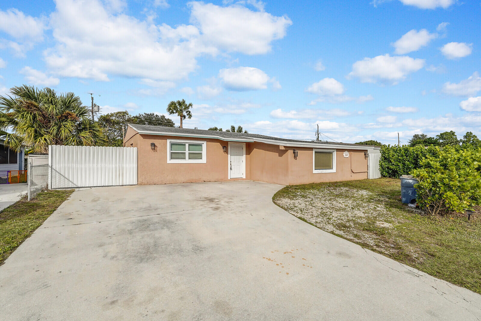 4389 Bellewood Street — photo
