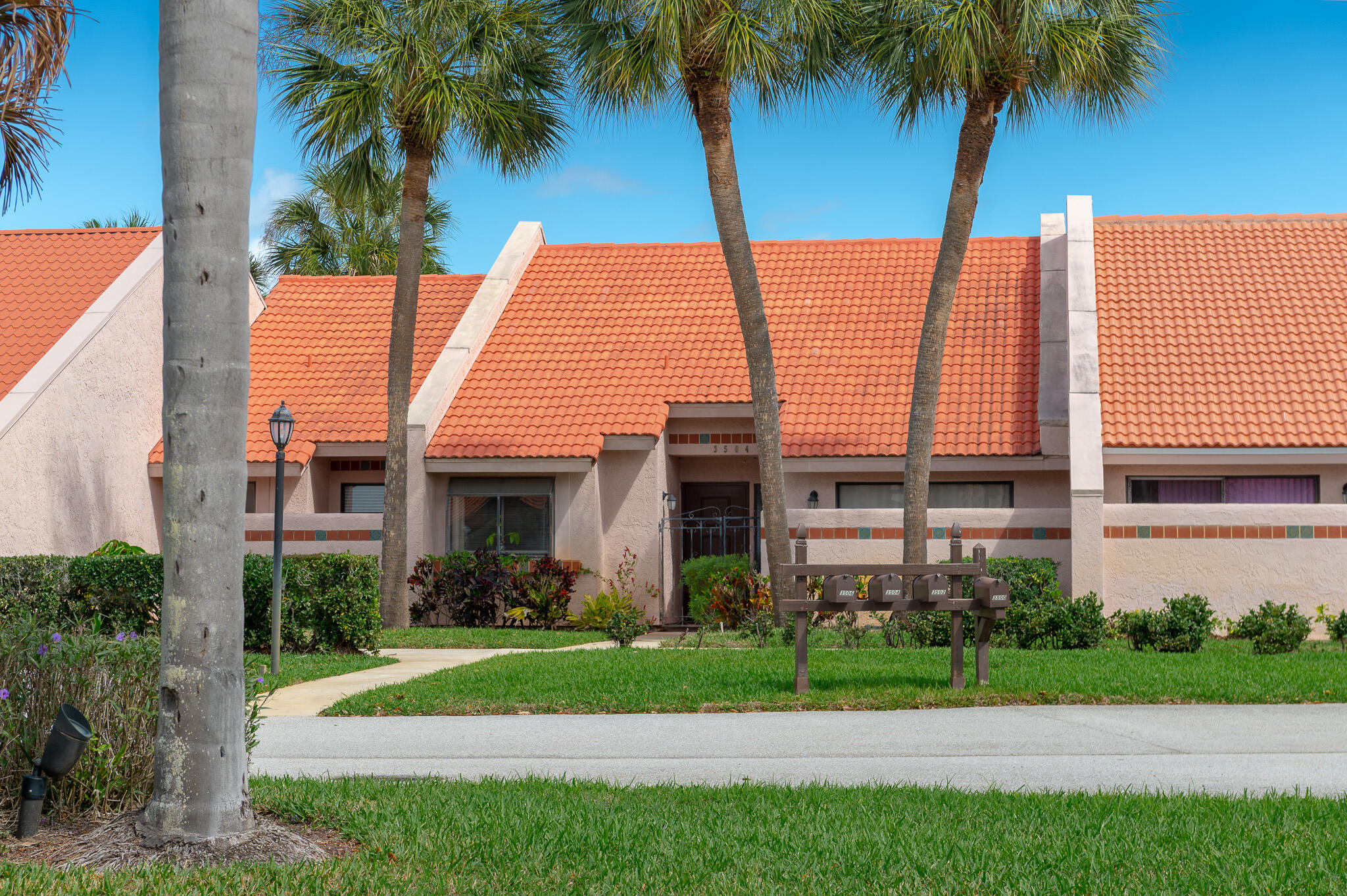 3504 SE Sandpiper Circle — photo