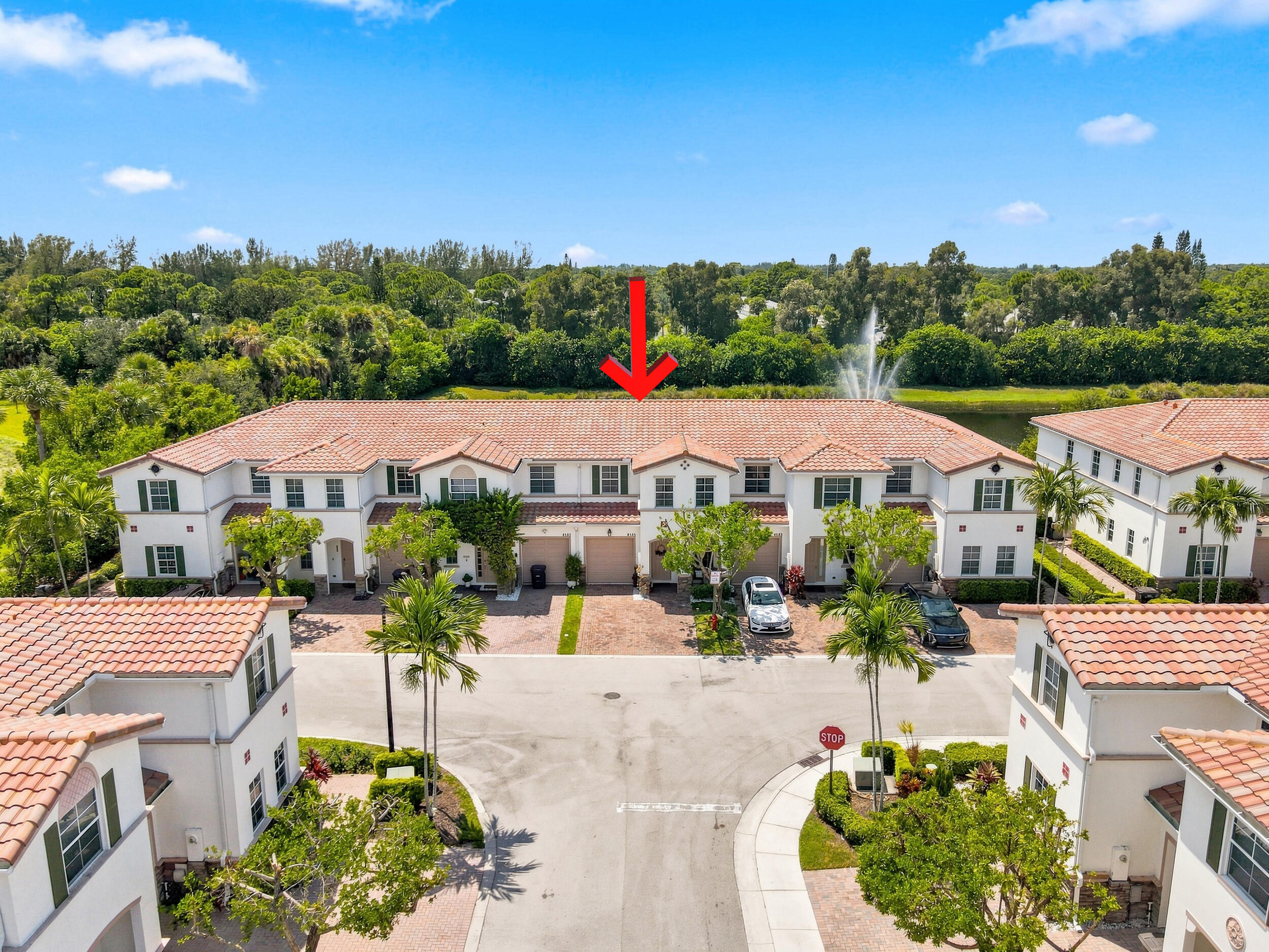 4585 Tara Cove Way — photo