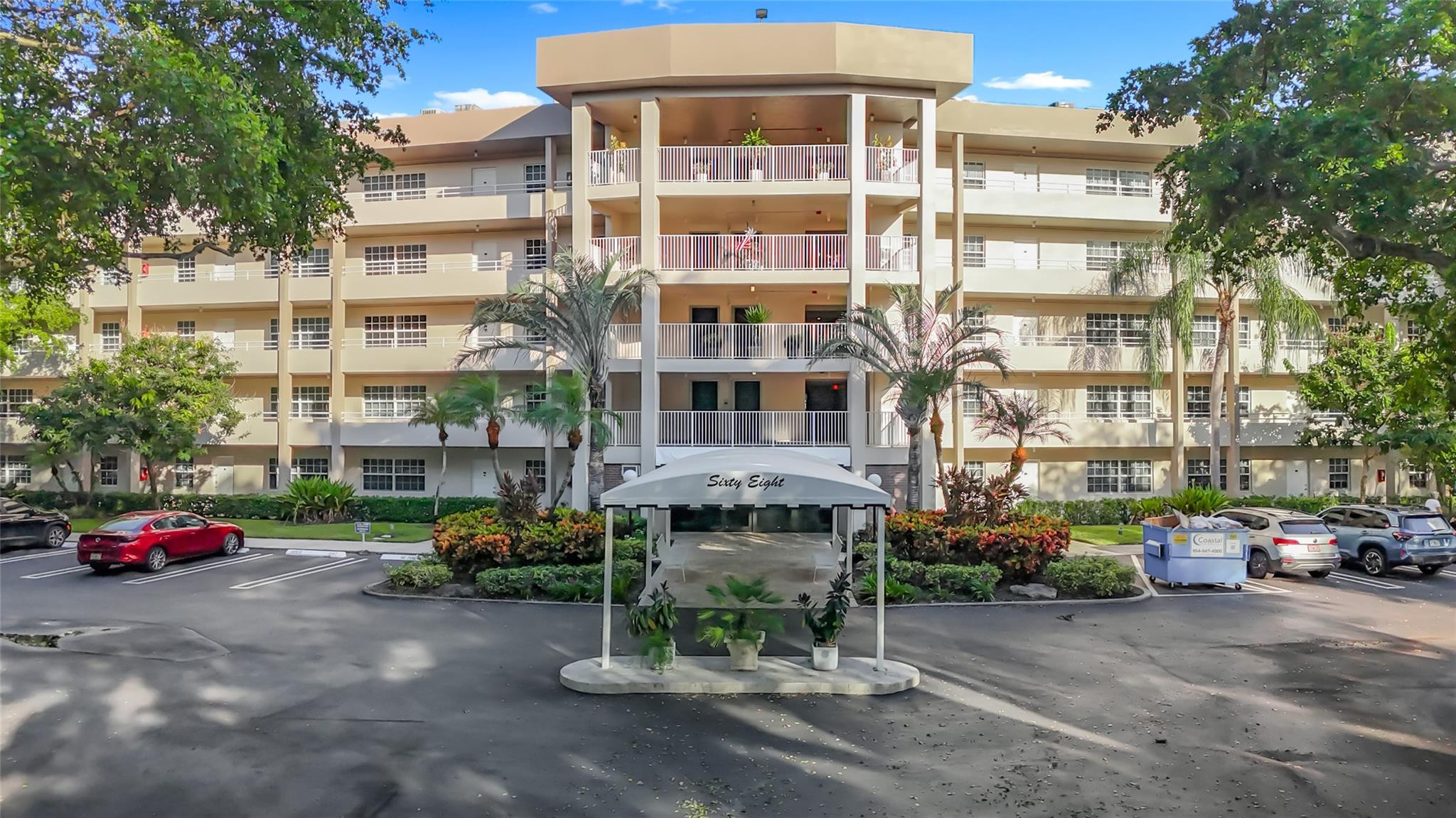 545 Oaks Lane 410 — photo