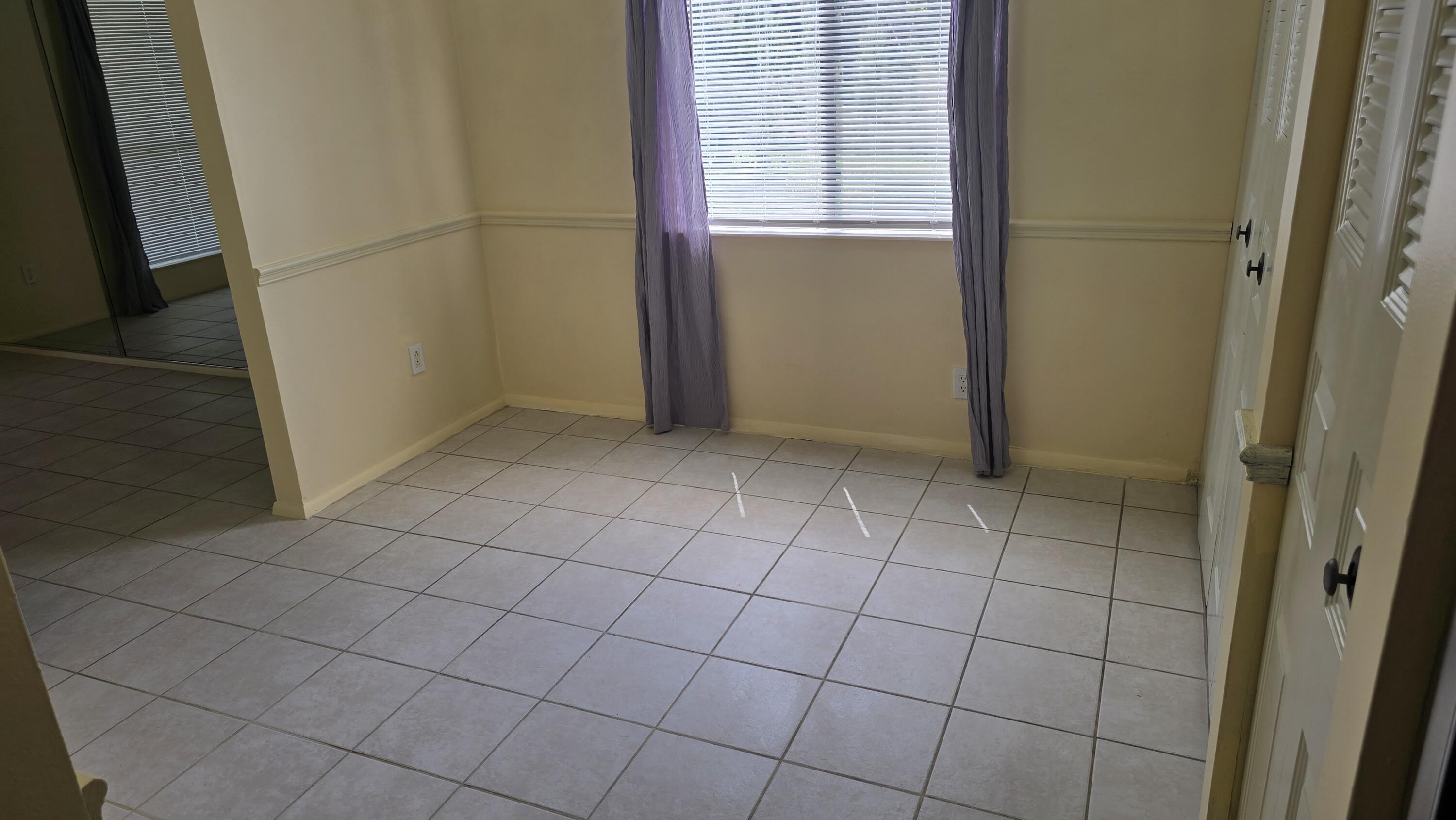 118 Cambridge Lane — photo