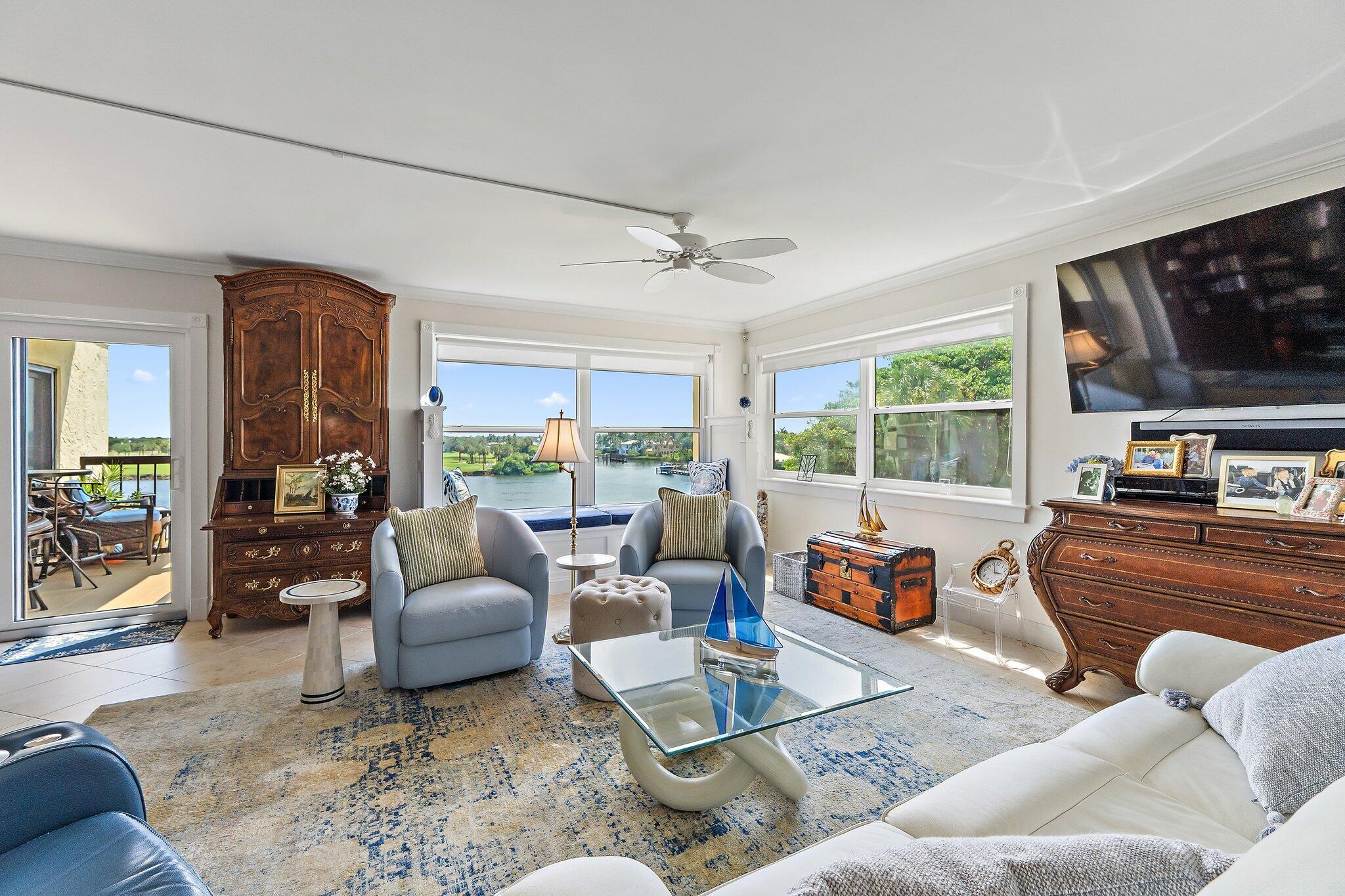 374 Golfview Road 405 — photo