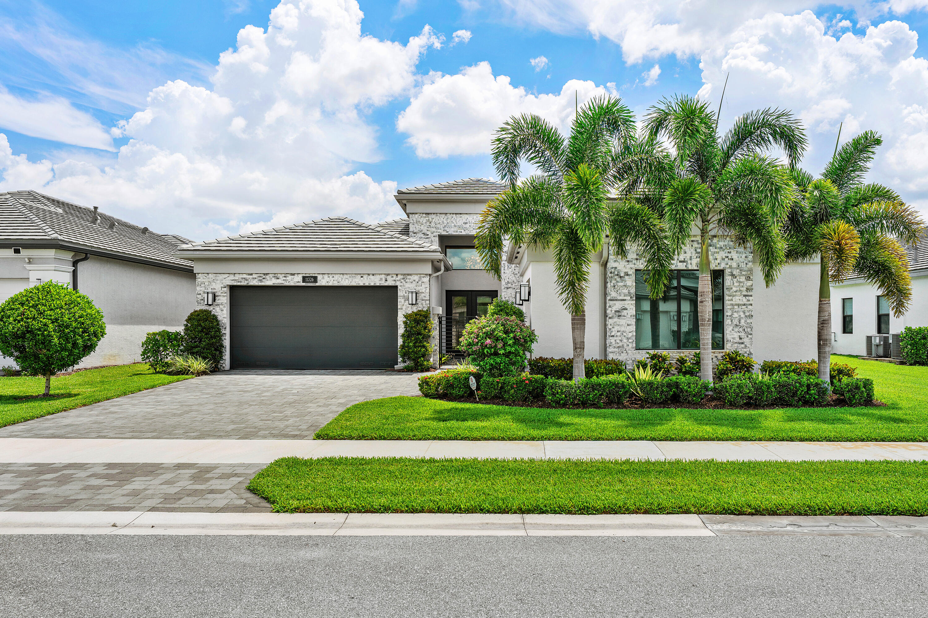 11326 Apricot Valley Drive — photo