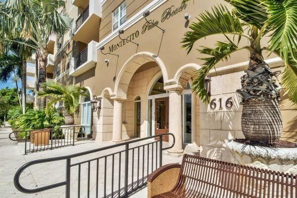 616 Clearwater Park Road 407 — photo