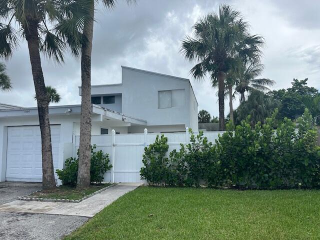 4660 NW 6th Court — photo