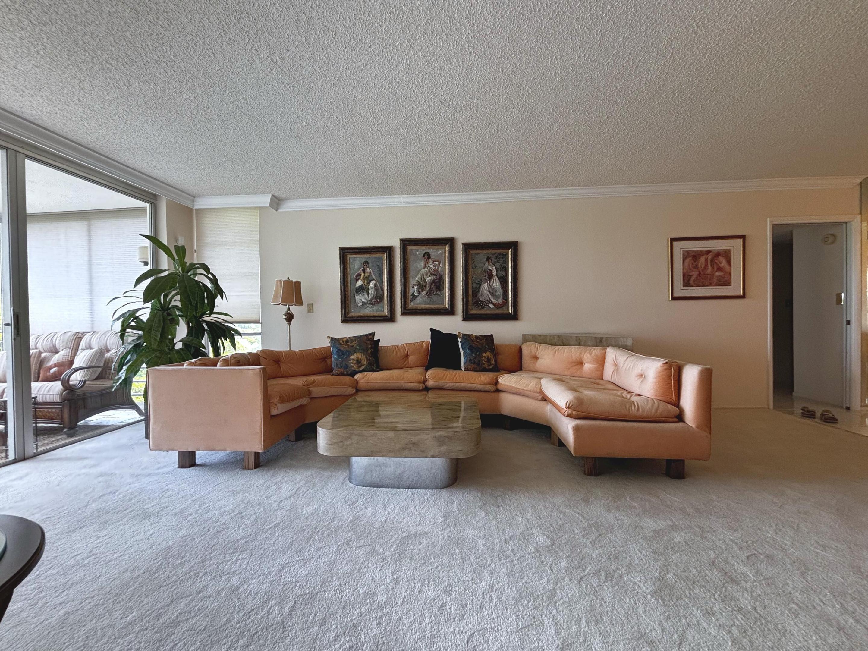 3930 Oaks Clubhouse Drive 506 — photo
