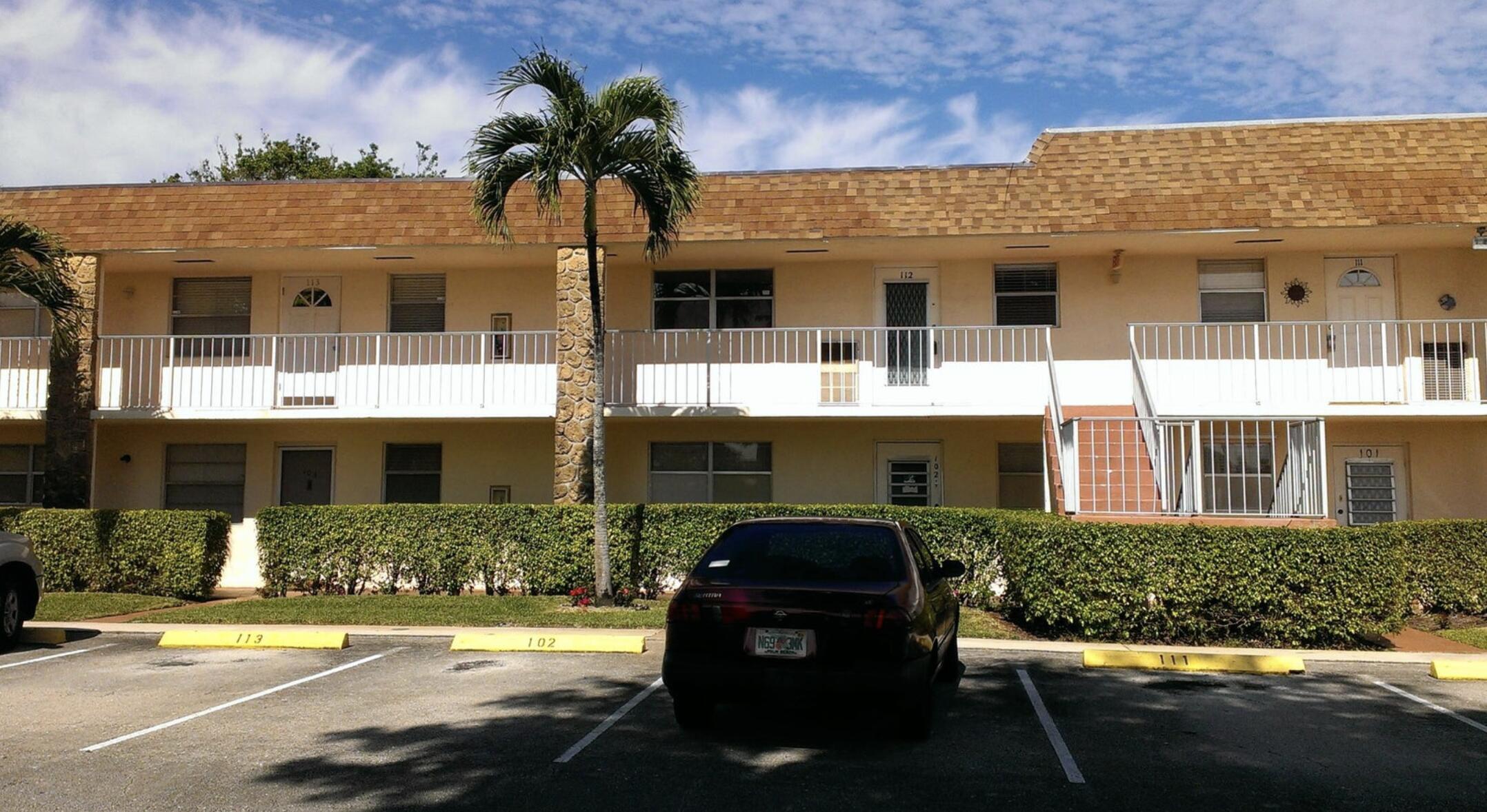 9911 Sandalfoot Boulevard 112 — photo