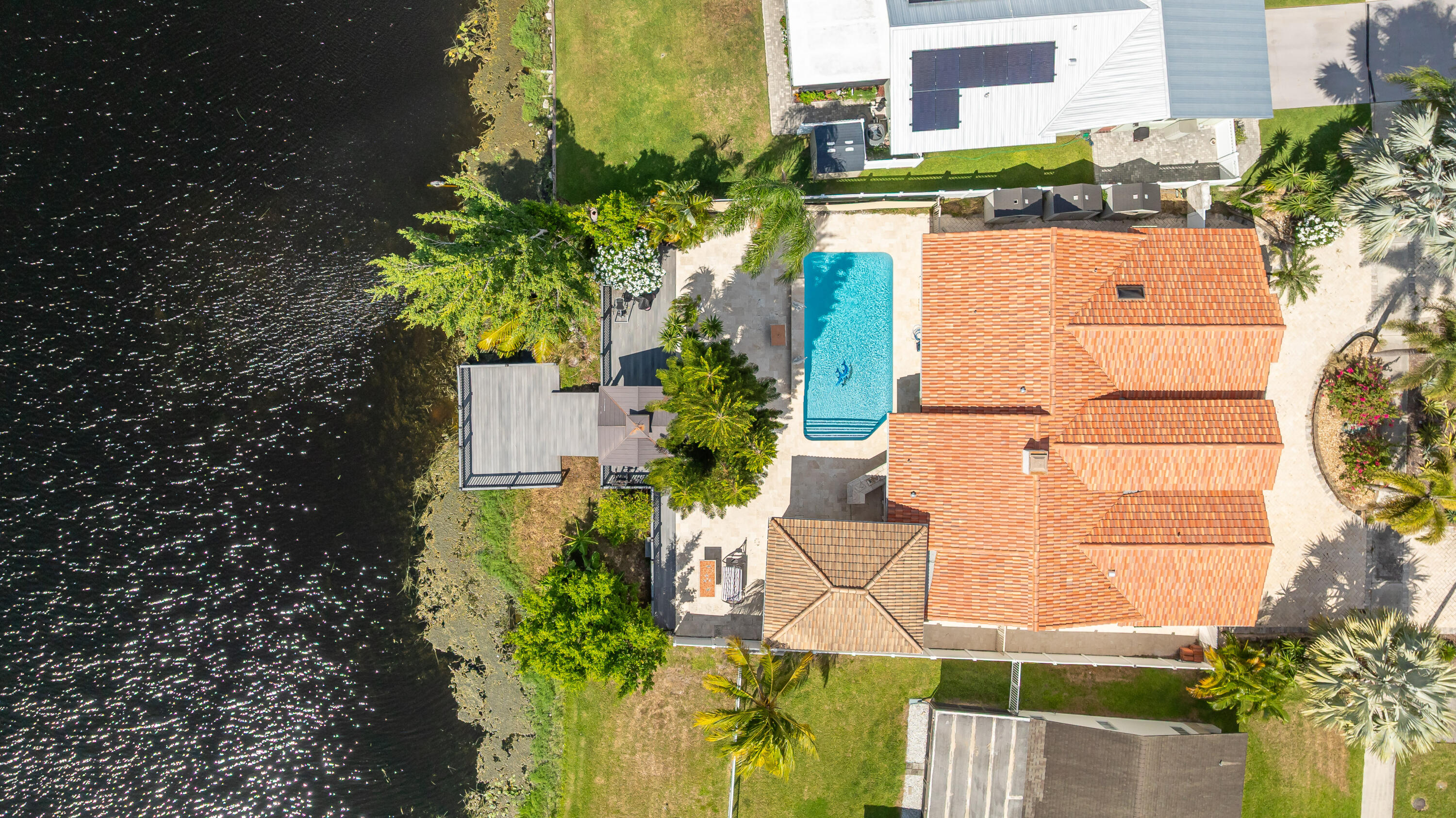 2557 SW 14th Court — photo