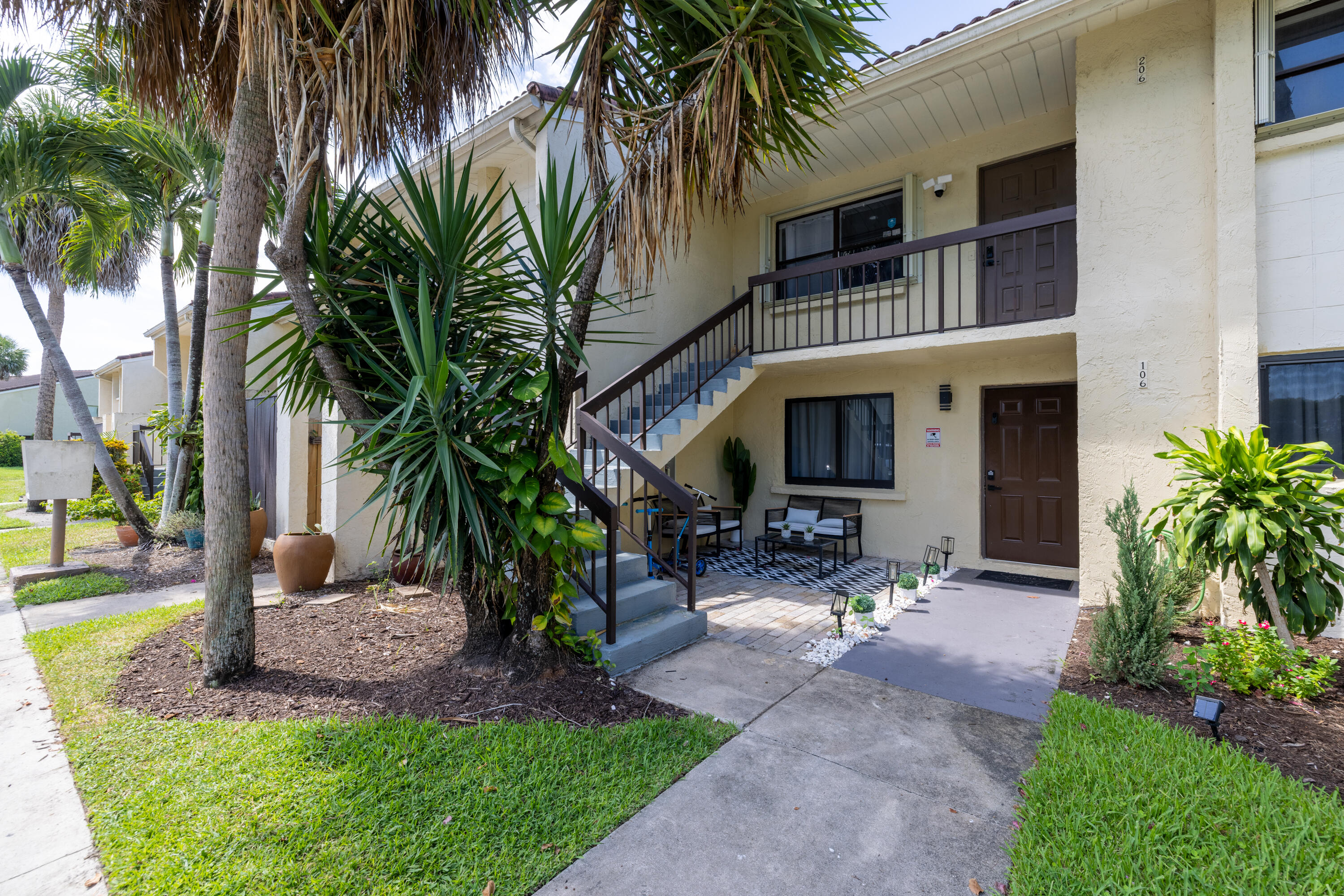 22415 SW 61st Way 206 — photo